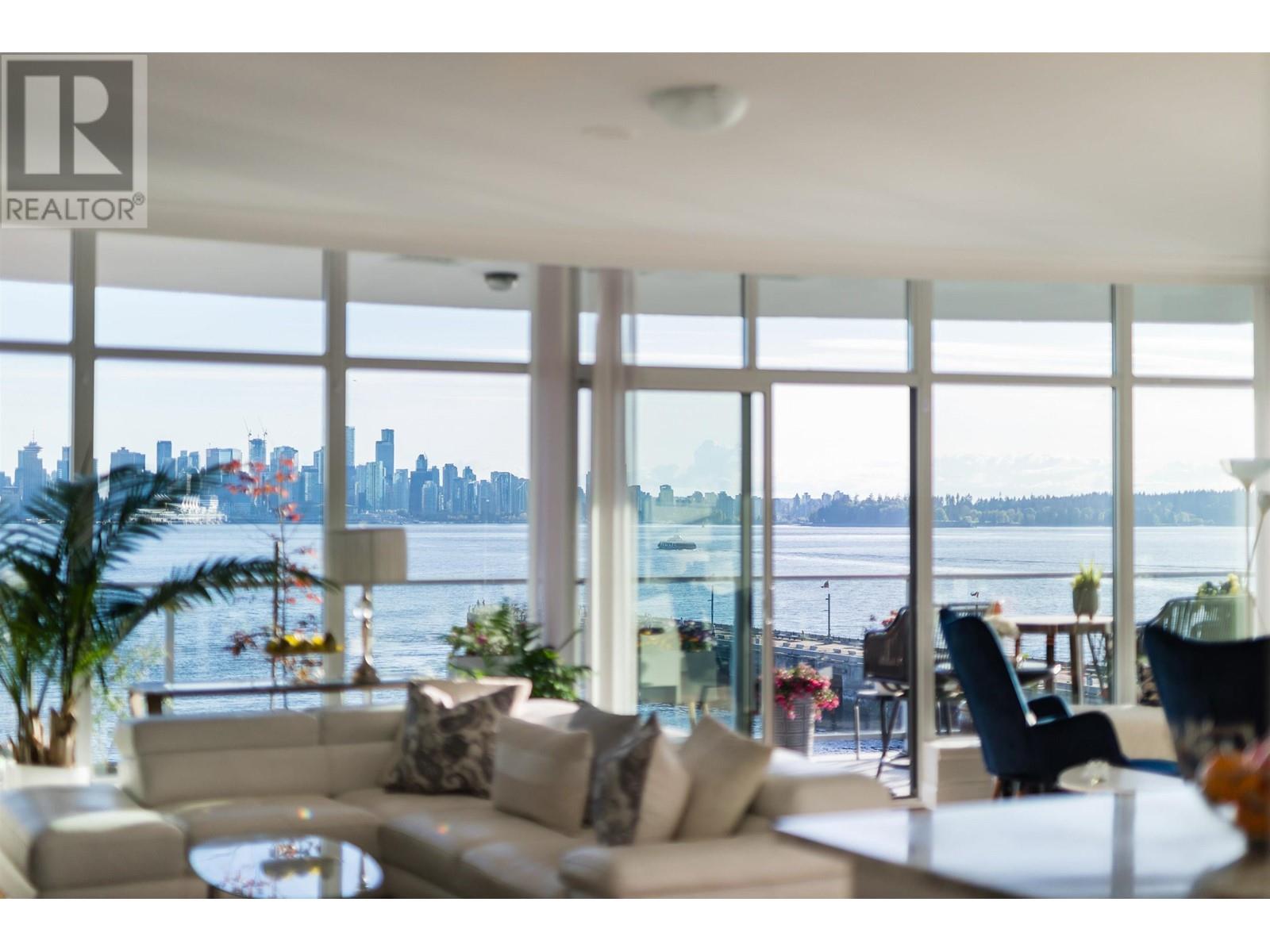 402 185 Victory Ship Way, North Vancouver, British Columbia  V7L 0G2 - Photo 7 - R2815266