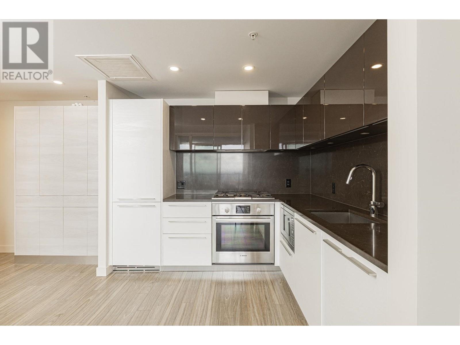 3604 6383 Mckay Avenue, Burnaby, British Columbia  V5H 0H8 - Photo 3 - R2815156