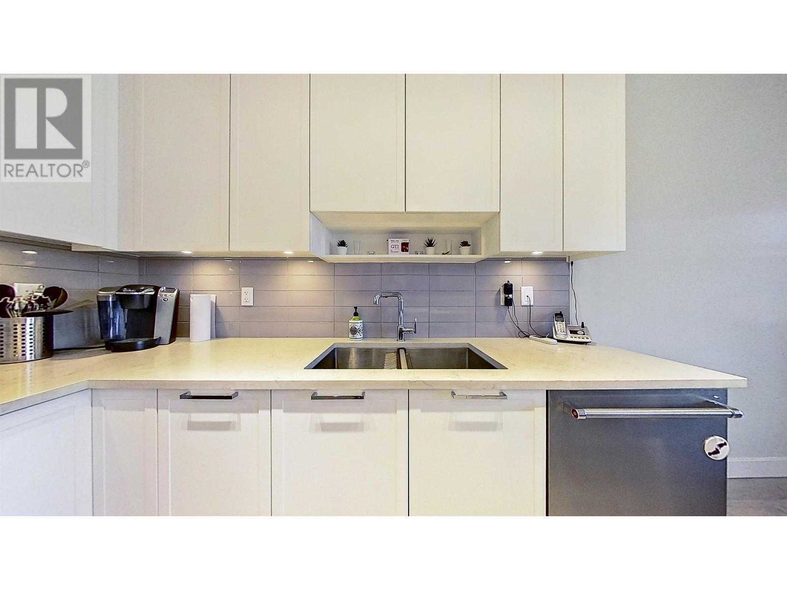 413 1768 Gilmore Avenue, Burnaby, British Columbia  V5C 0L4 - Photo 4 - R2815289