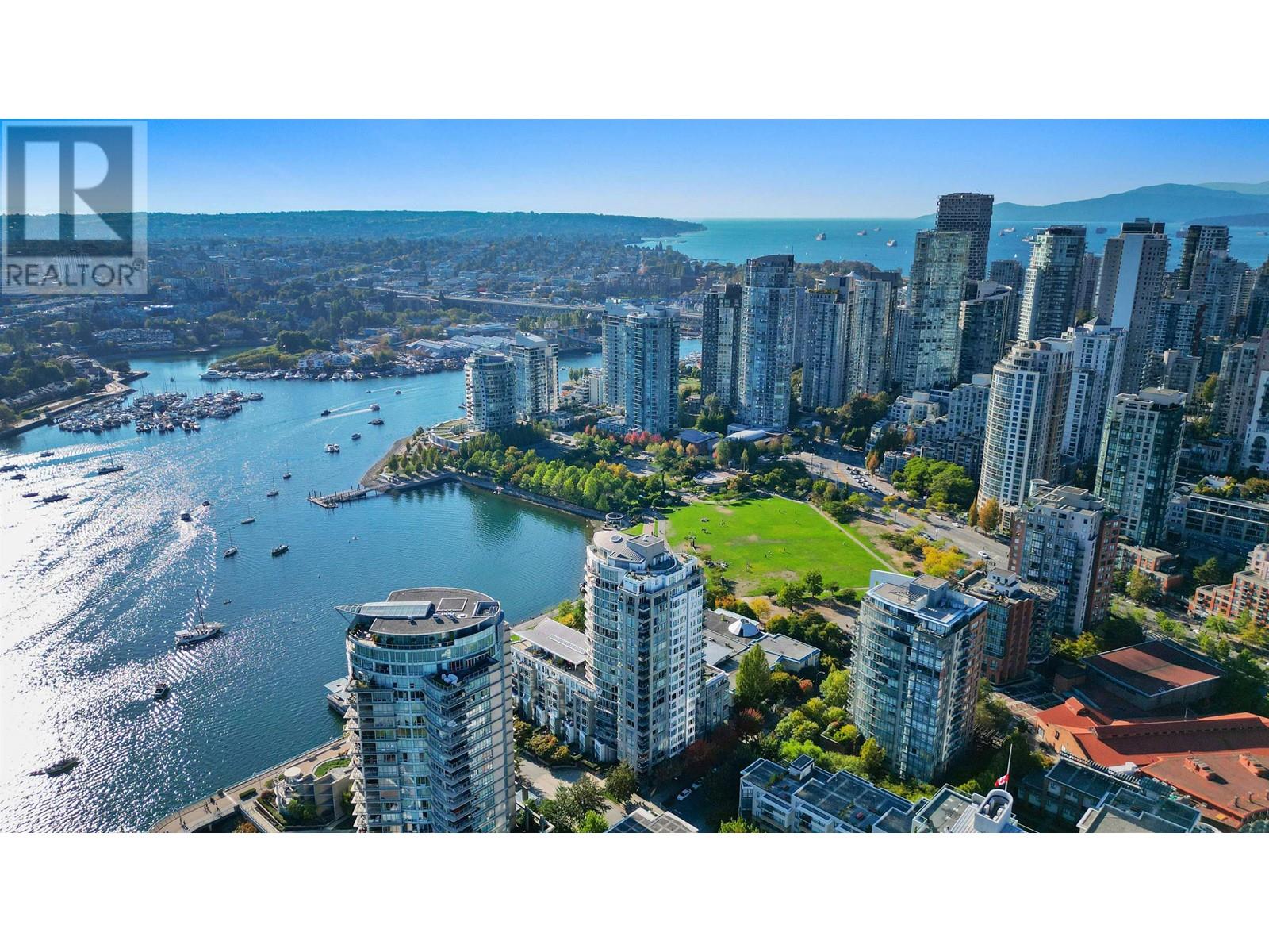 611 1383 Marinaside Crescent, Vancouver, British Columbia  V6Z 2W9 - Photo 1 - R2815317