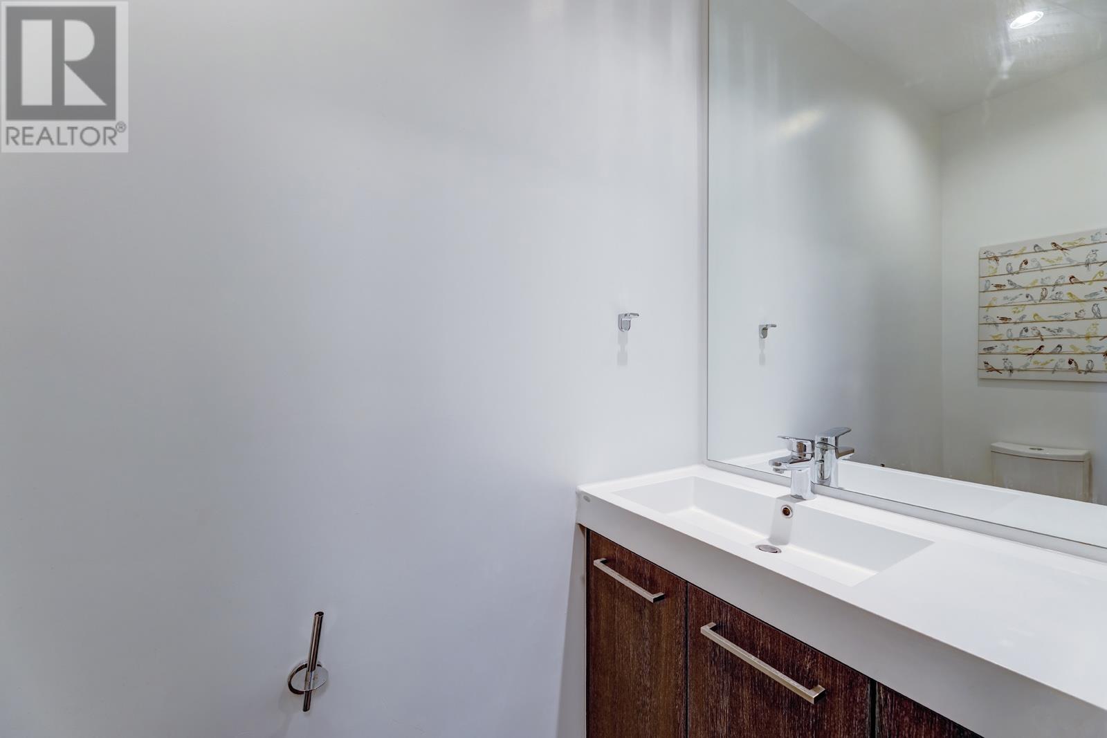 9078 University Crescent, Burnaby, British Columbia  V5A 0C9 - Photo 11 - R2815438