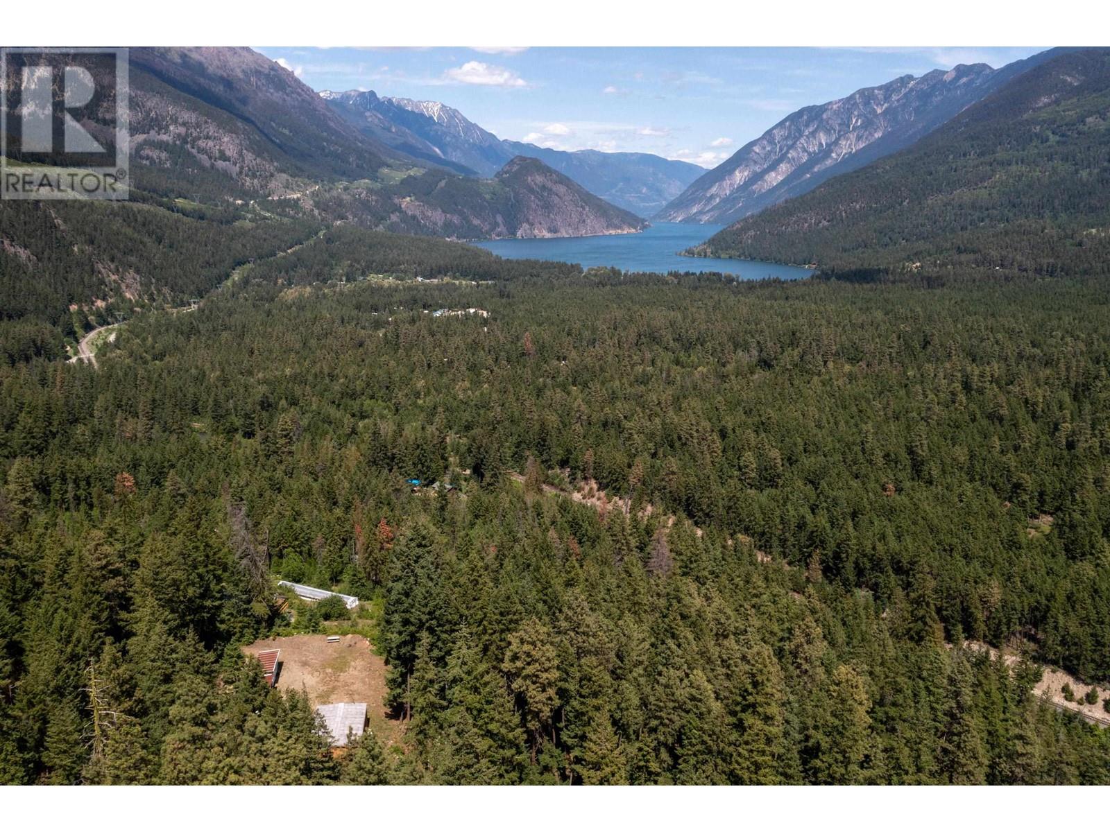 9840 Anderson Place, Pemberton, British Columbia  V0N 1L0 - Photo 5 - R2815401