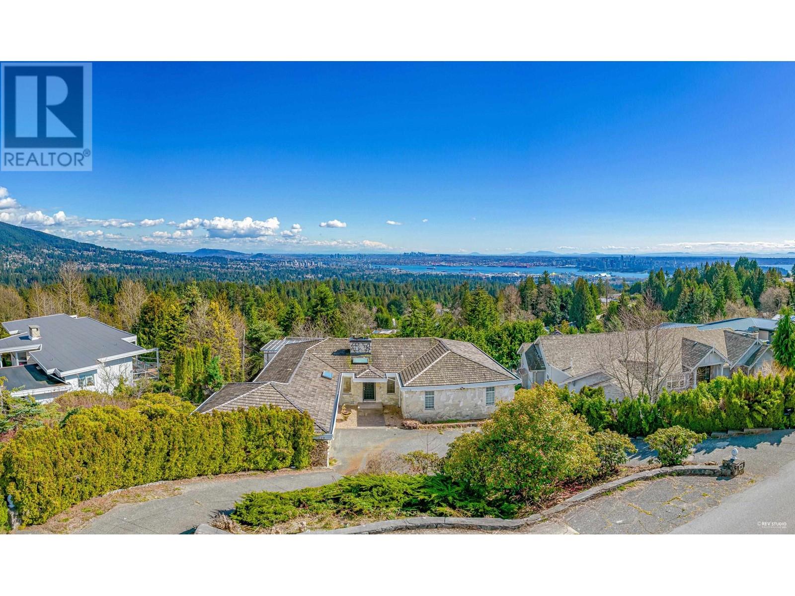 730 Greenwood Road, West Vancouver, British Columbia  V7S 1X7 - Photo 2 - R2815425