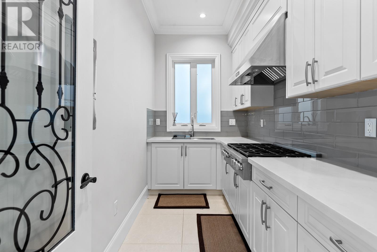 3885 W Broadway, Vancouver, British Columbia  V6R 2C2 - Photo 11 - R2815457