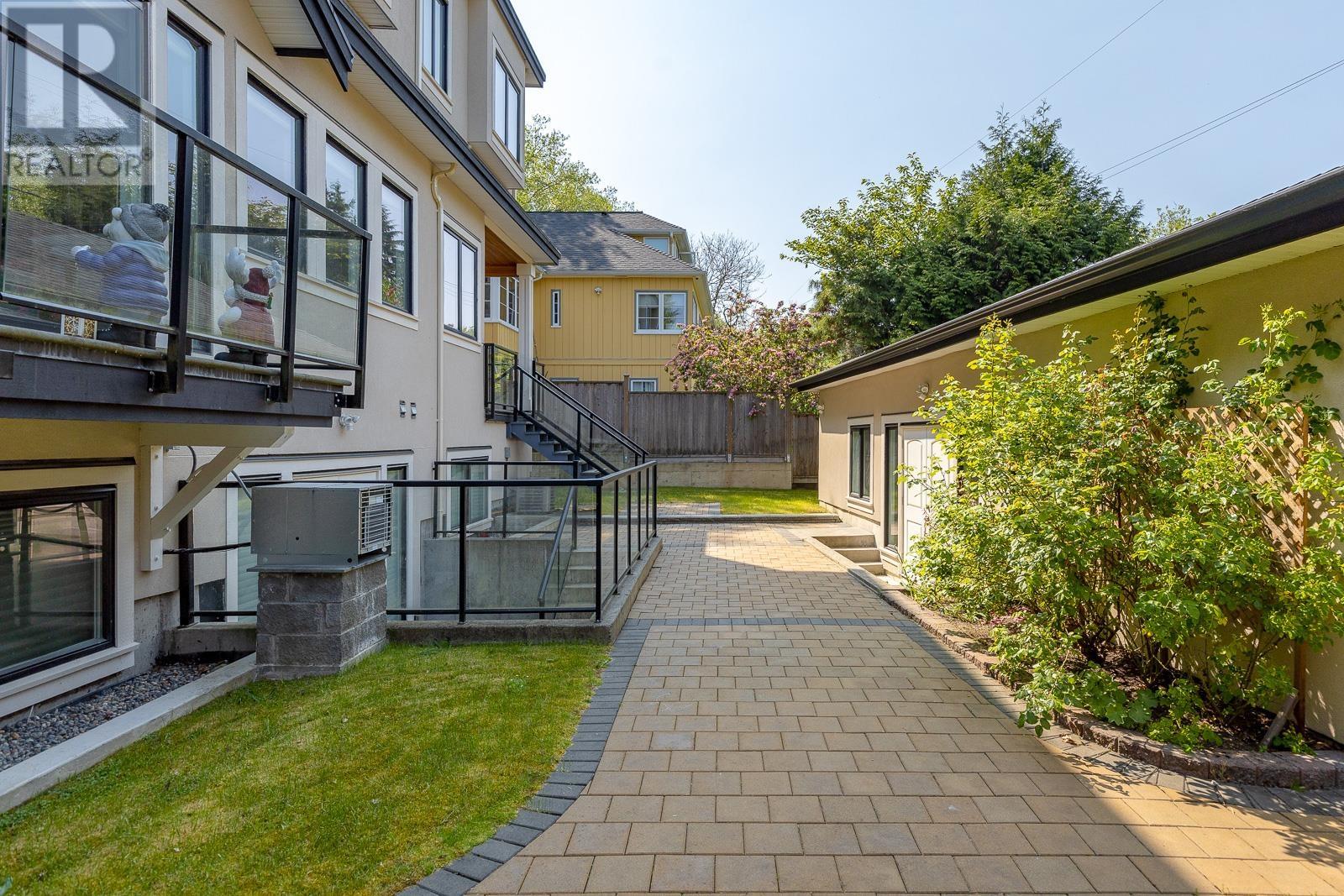 3885 W Broadway, Vancouver, British Columbia  V6R 2C2 - Photo 38 - R2815457