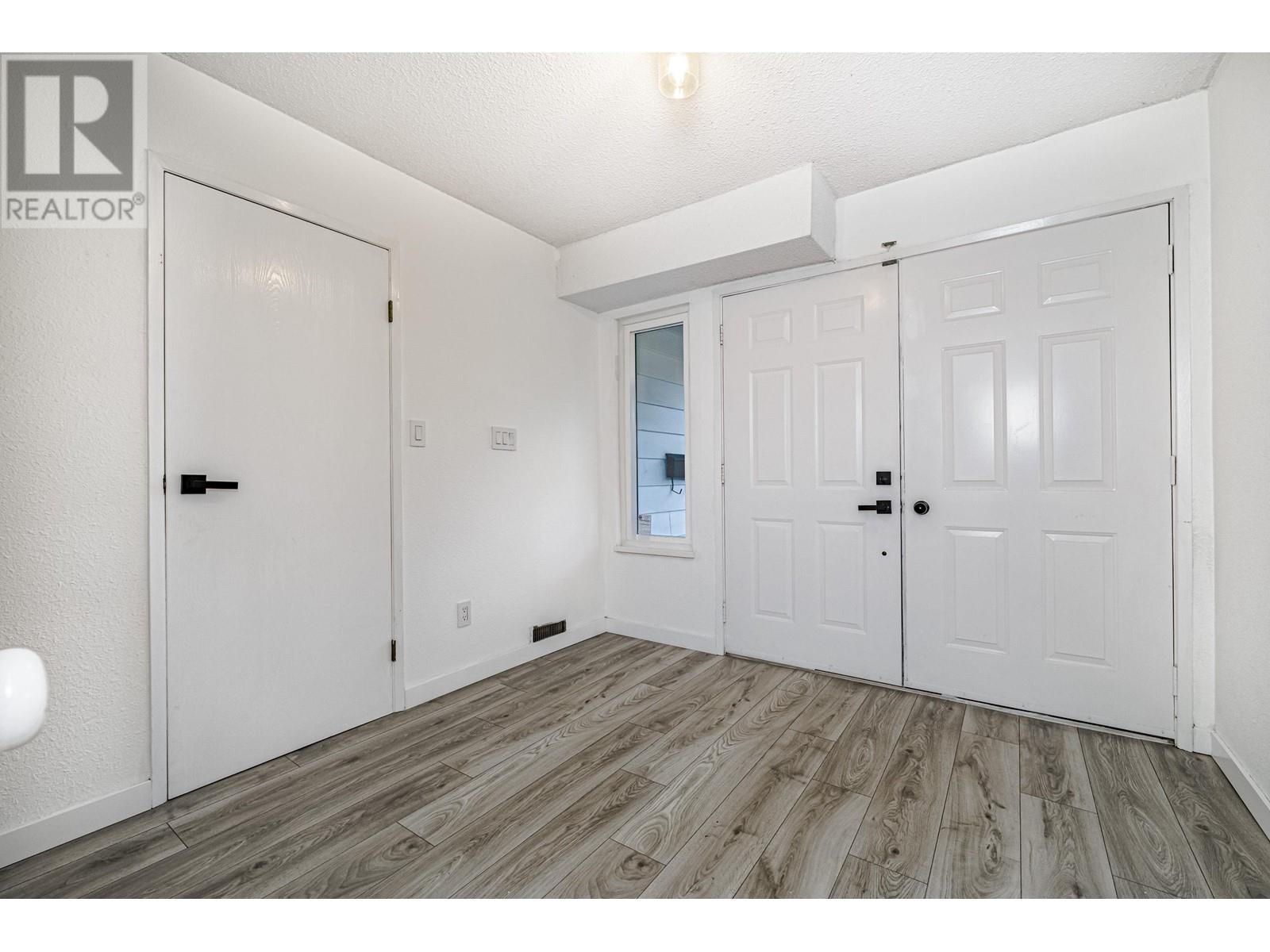 1230 Nestor Street, Coquitlam, British Columbia  V3E 1H5 - Photo 3 - R2815250