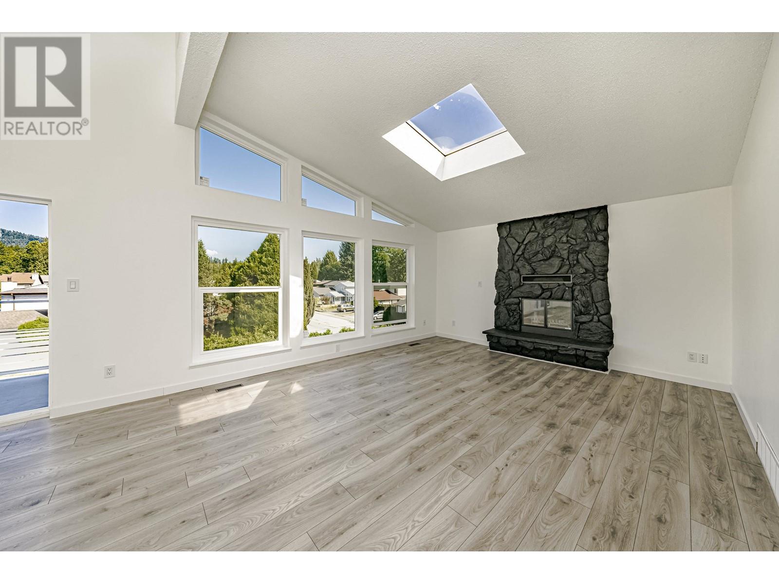 1230 Nestor Street, Coquitlam, British Columbia  V3E 1H5 - Photo 5 - R2815250