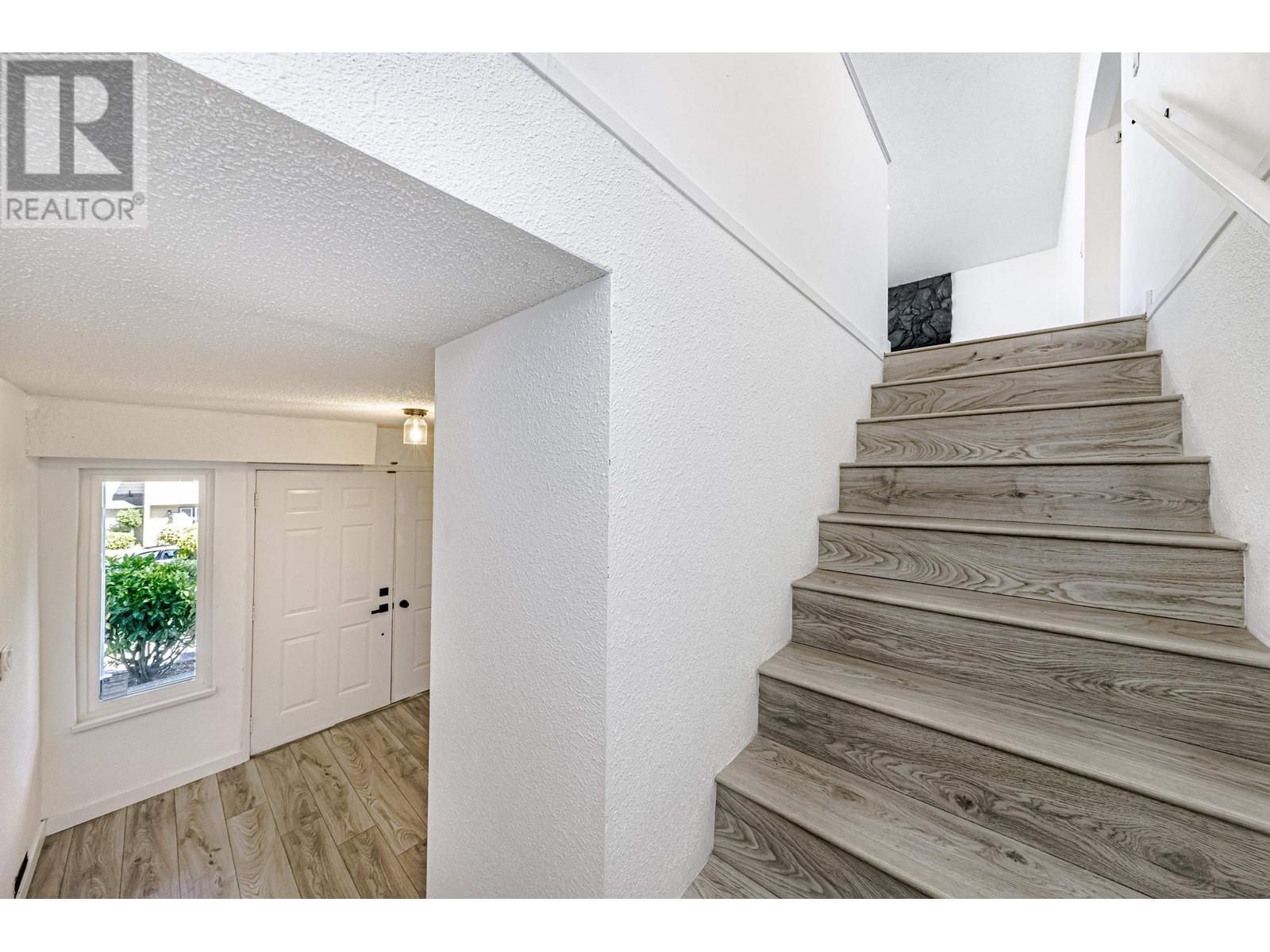 1230 Nestor Street, Coquitlam, British Columbia  V3E 1H5 - Photo 4 - R2815250