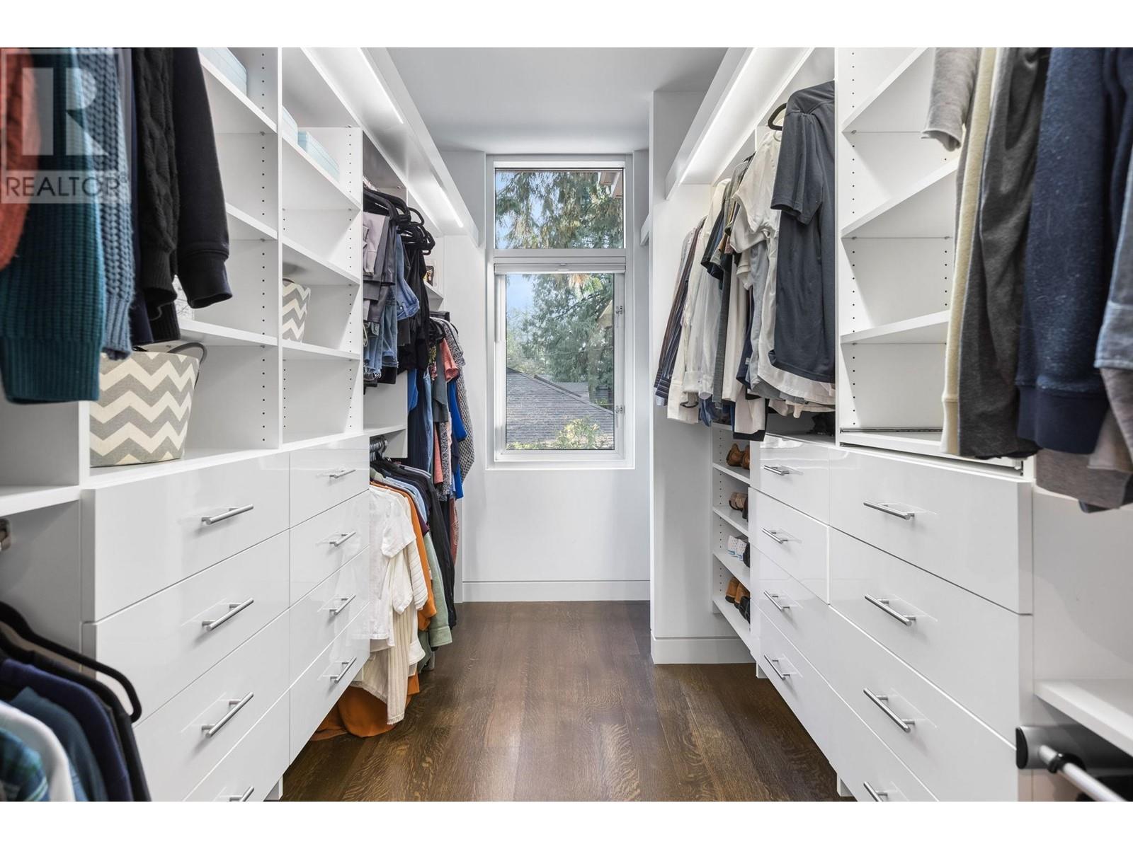 2580 Colwood Drive, North Vancouver, British Columbia  V7R 2R1 - Photo 17 - R2814033