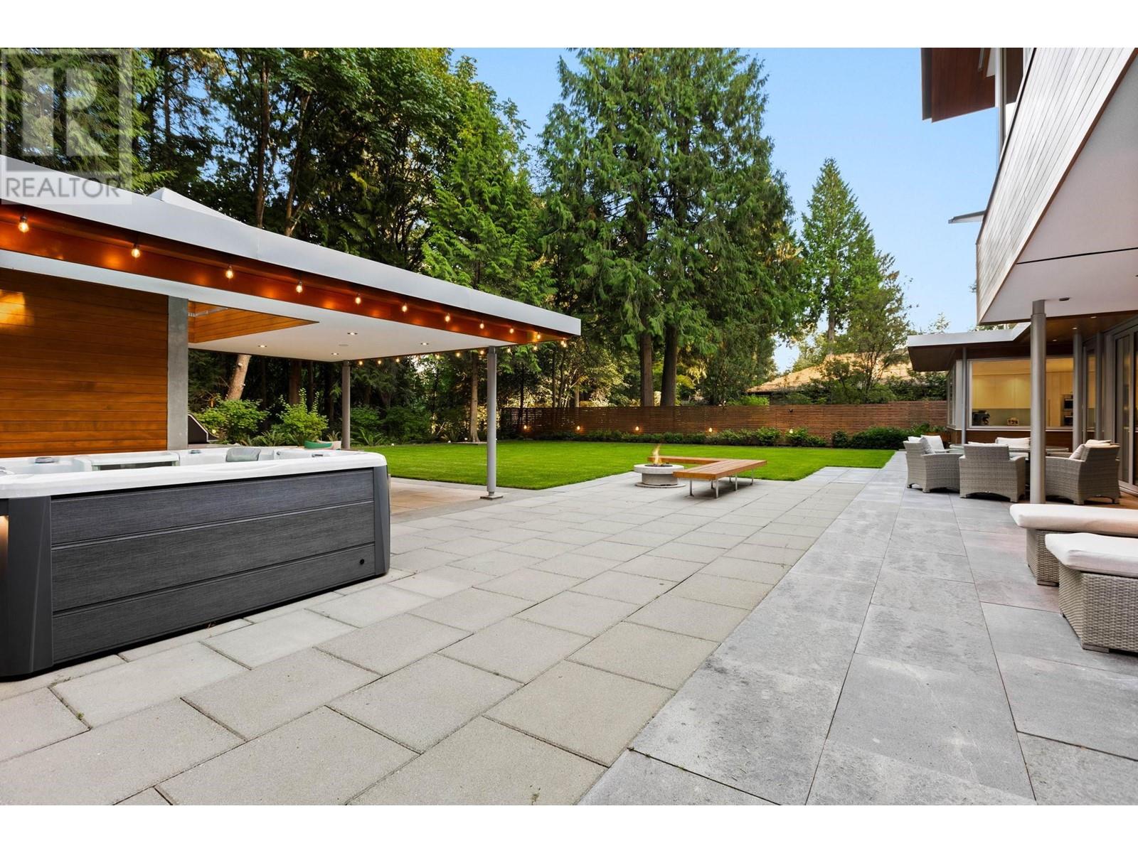 2580 Colwood Drive, North Vancouver, British Columbia  V7R 2R1 - Photo 32 - R2814033