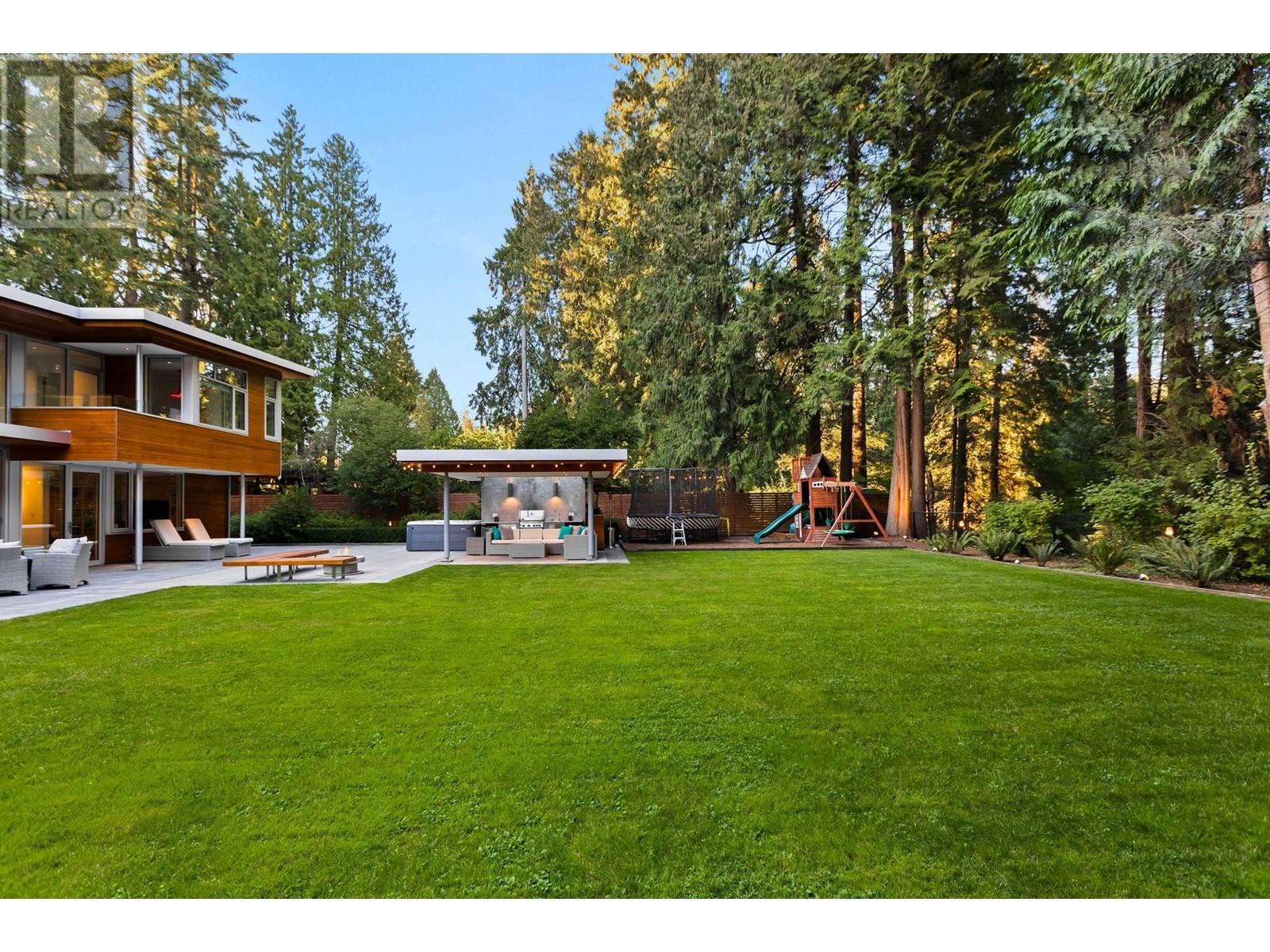 2580 Colwood Drive, North Vancouver, British Columbia  V7R 2R1 - Photo 28 - R2814033