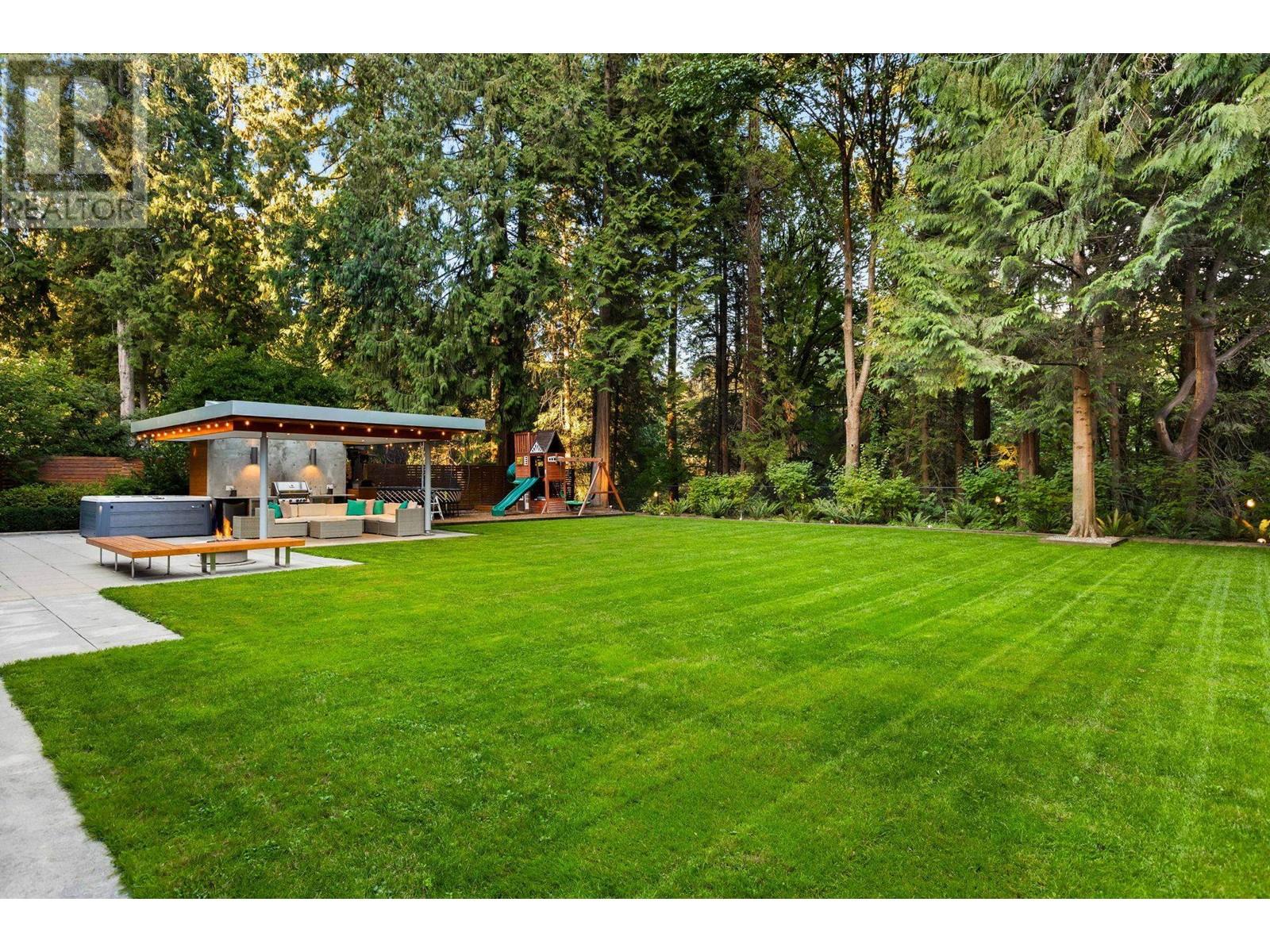 2580 Colwood Drive, North Vancouver, British Columbia  V7R 2R1 - Photo 33 - R2814033