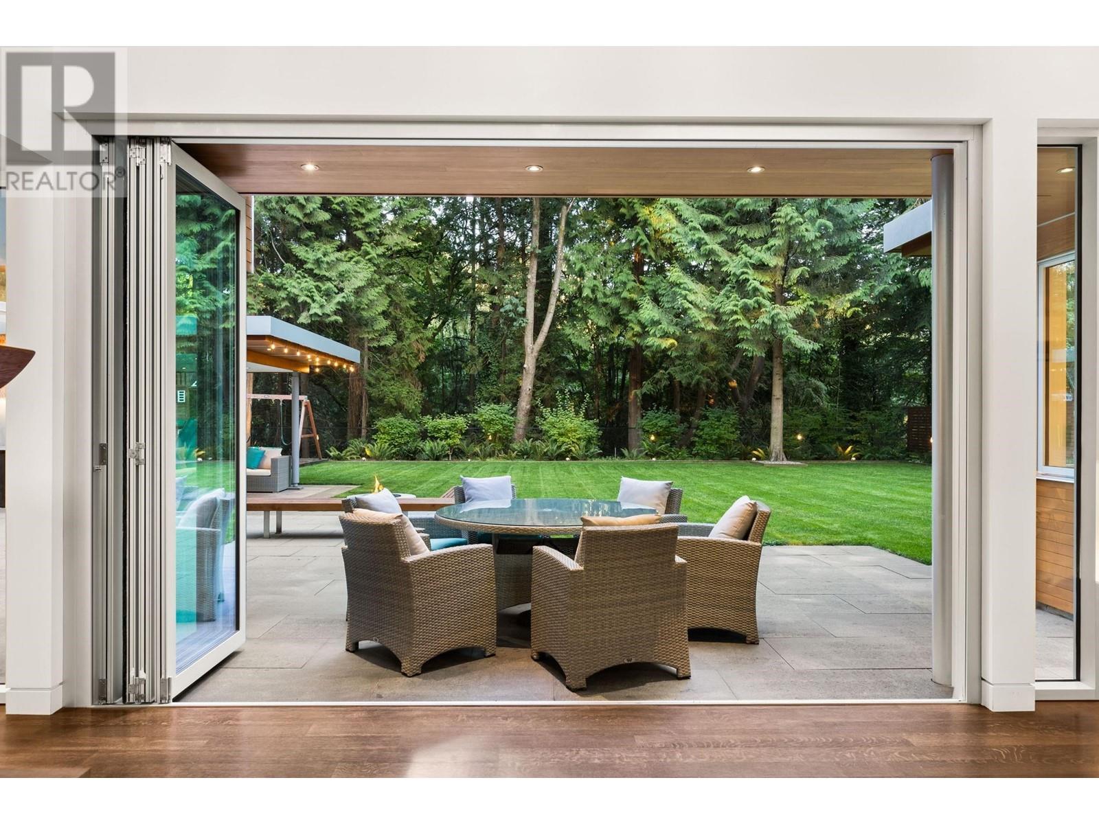 2580 Colwood Drive, North Vancouver, British Columbia  V7R 2R1 - Photo 24 - R2814033