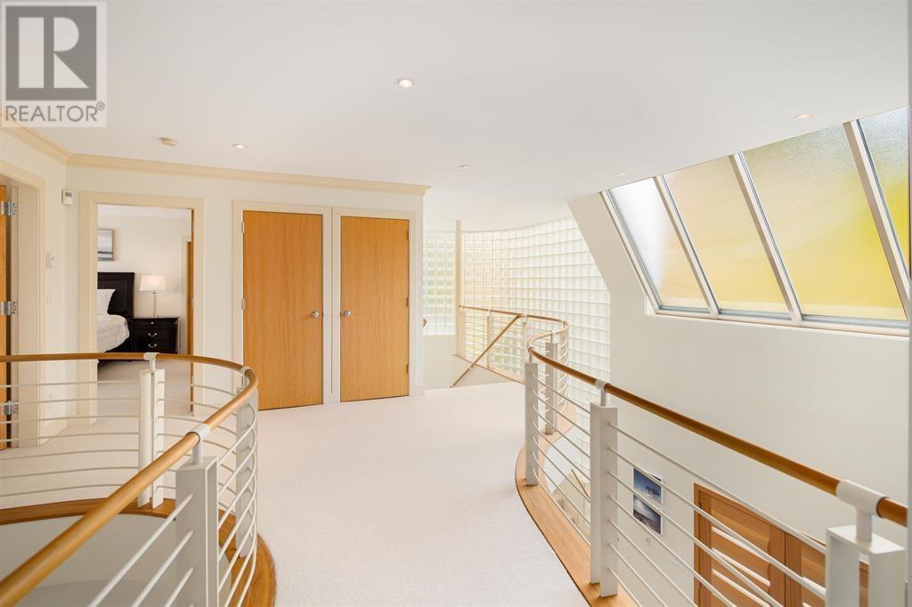 1407 Bramwell Road, West Vancouver, British Columbia  V7S 2N8 - Photo 13 - R2815423