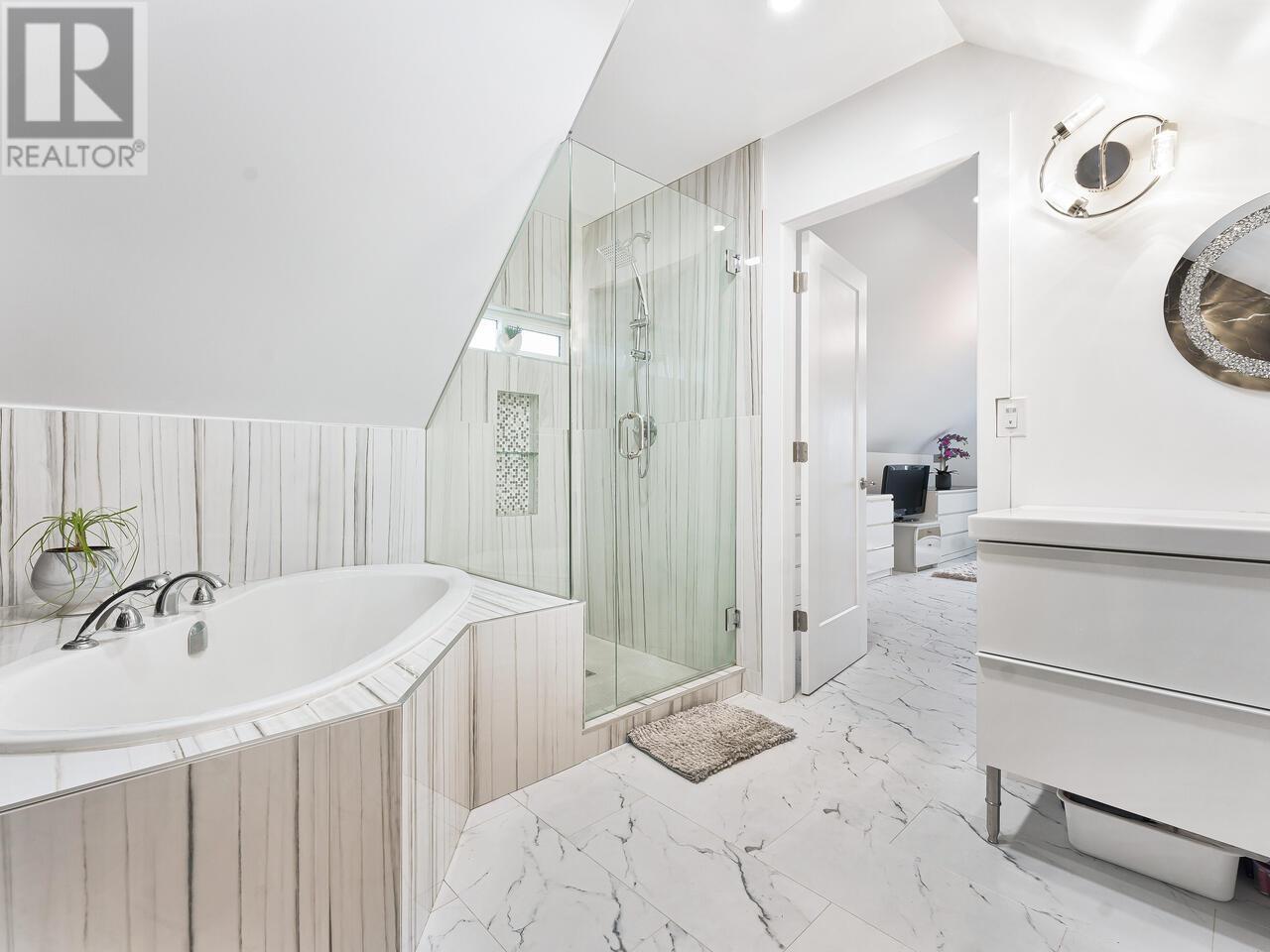 20623 114 Avenue, Maple Ridge, British Columbia  V2X 1J7 - Photo 15 - R2815436