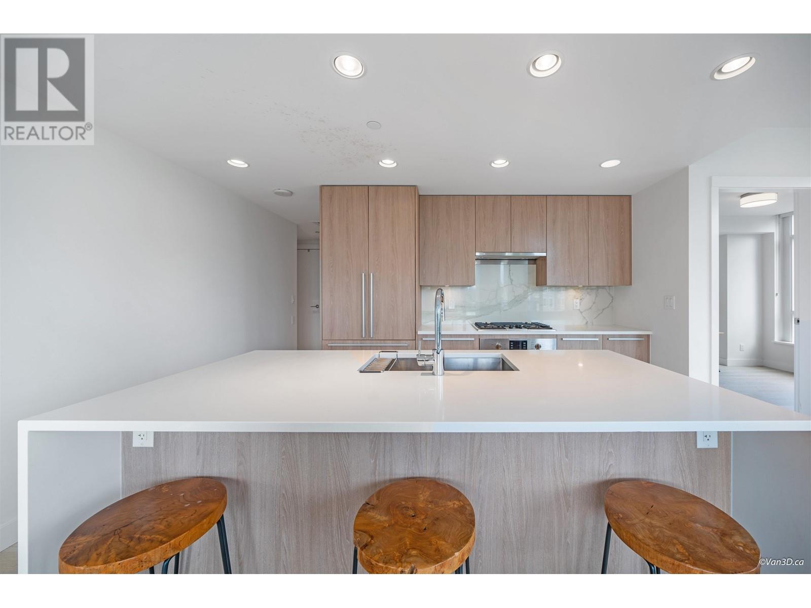 211 2738 Library Lane, North Vancouver, British Columbia  V7J 0B3 - Photo 5 - R2815073