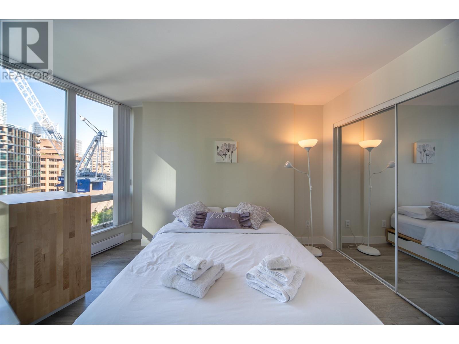 1802 1166 Melville Street, Vancouver, British Columbia  V6E 4P5 - Photo 8 - R2815526