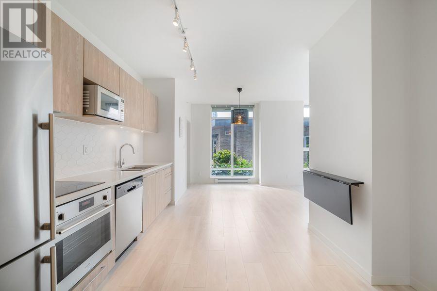 202 691 North Road, Coquitlam, British Columbia  V3J 0H9 - Photo 8 - R2813102