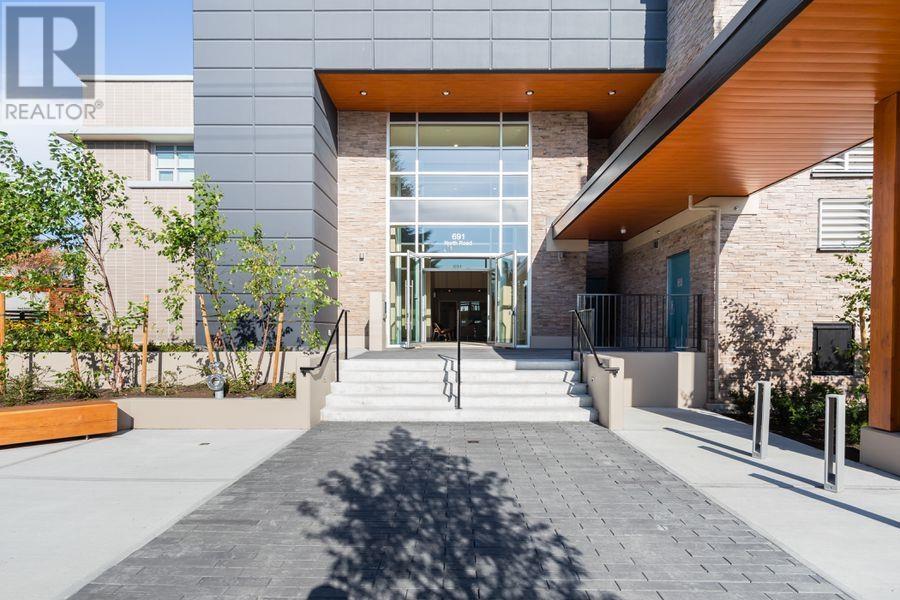 202 691 North Road, Coquitlam, British Columbia  V3J 0H9 - Photo 1 - R2813102