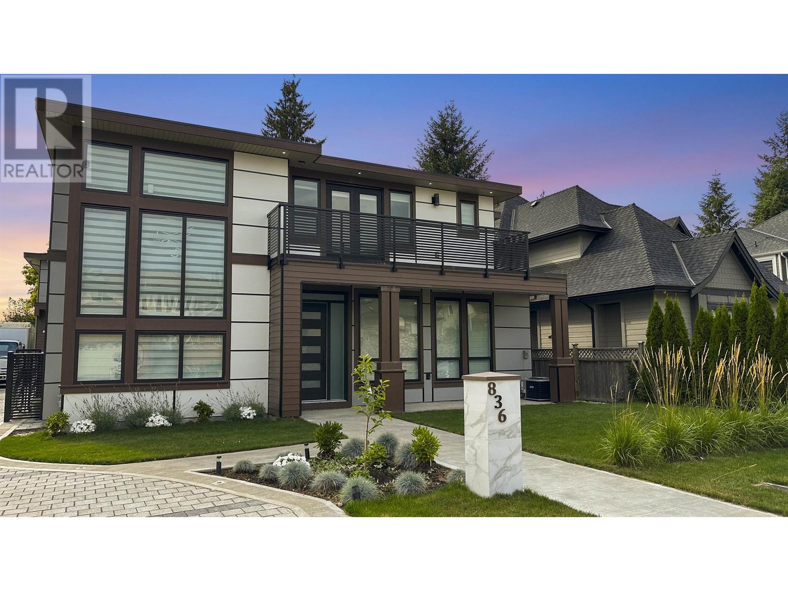 836 Macintosh Street, Coquitlam, British Columbia  V3J 4Z2 - Photo 3 - R2811685