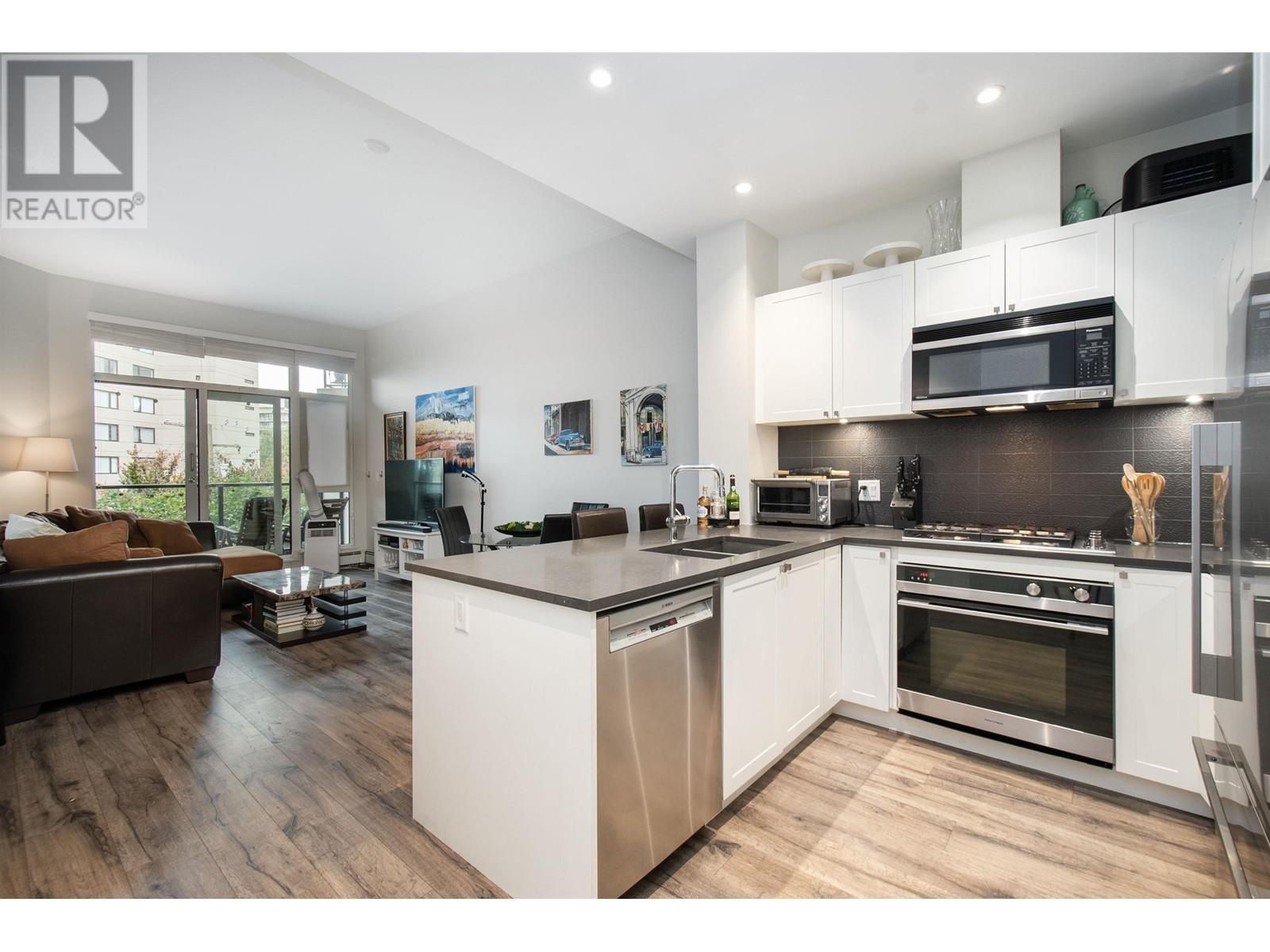 207 105 W 2nd Street, North Vancouver, British Columbia  V7M 0E3 - Photo 4 - R2813849