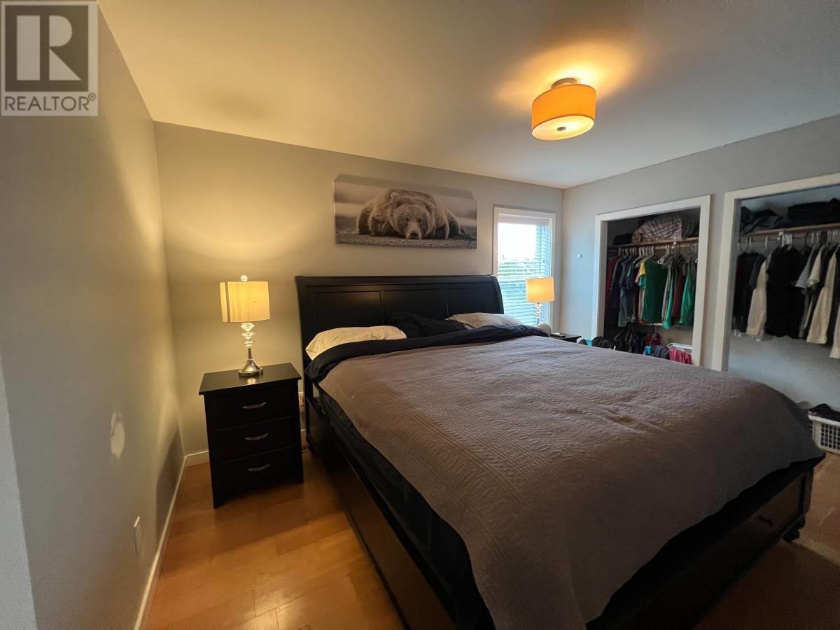 20194 Warf Street, Maple Ridge, British Columbia  V2X 1A3 - Photo 10 - R2815531