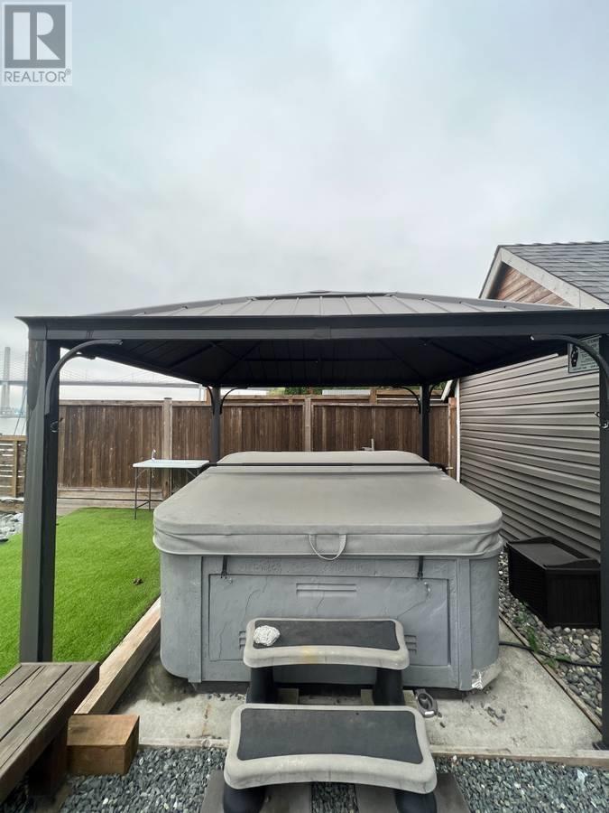 20194 Warf Street, Maple Ridge, British Columbia  V2X 1A3 - Photo 21 - R2815531
