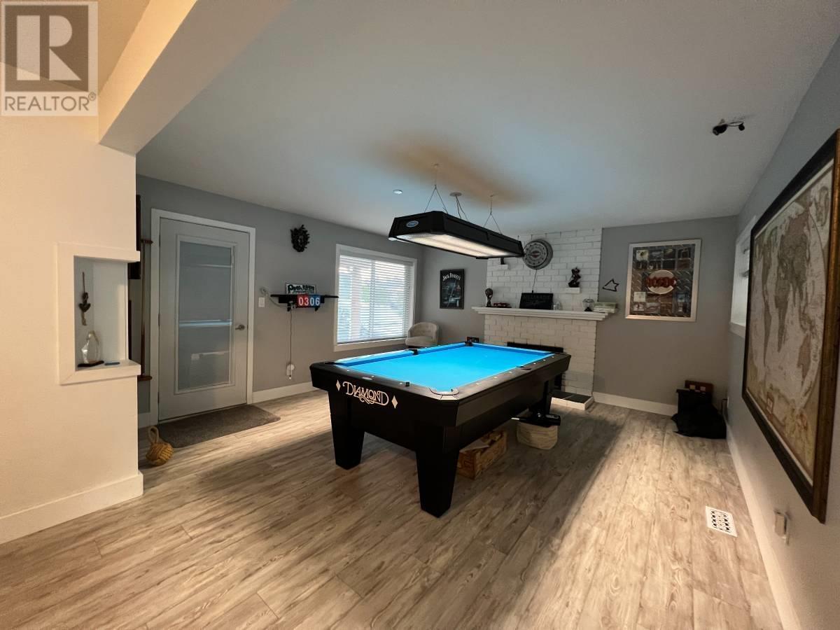 20194 Warf Street, Maple Ridge, British Columbia  V2X 1A3 - Photo 5 - R2815531