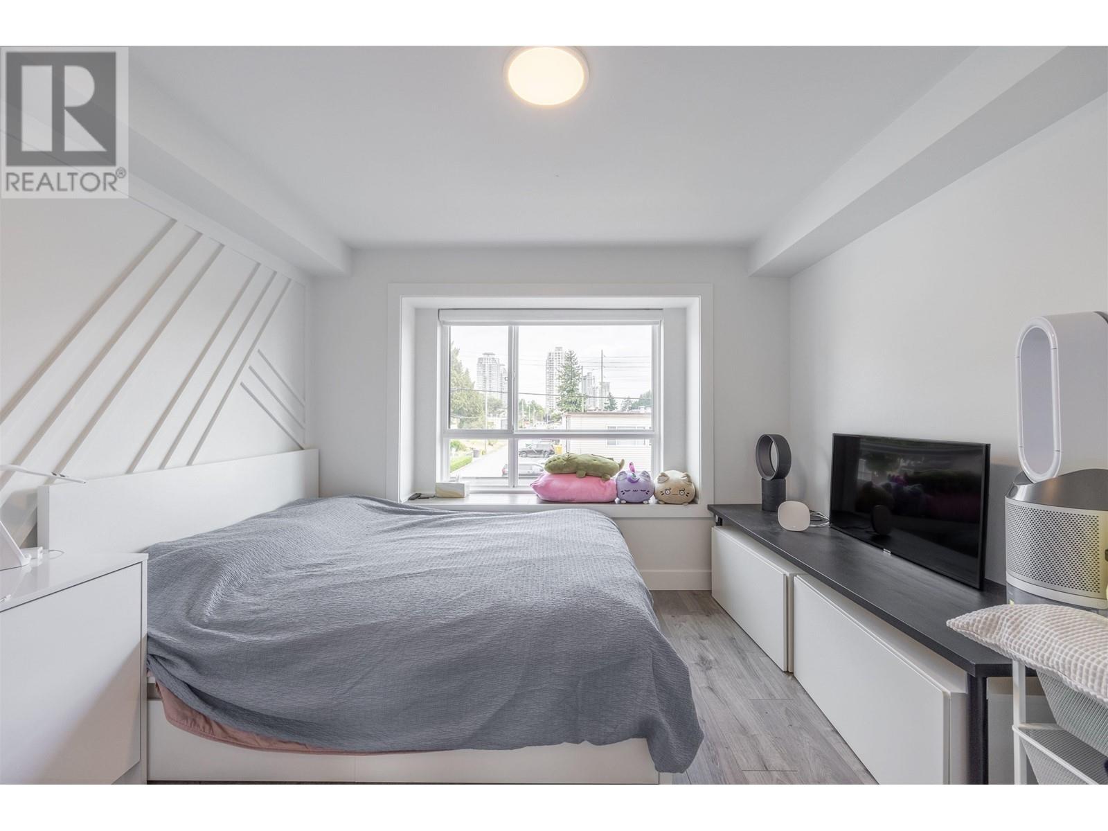 102 7088 Sperling Avenue, Burnaby, British Columbia  V5E 2W3 - Photo 11 - R2815006