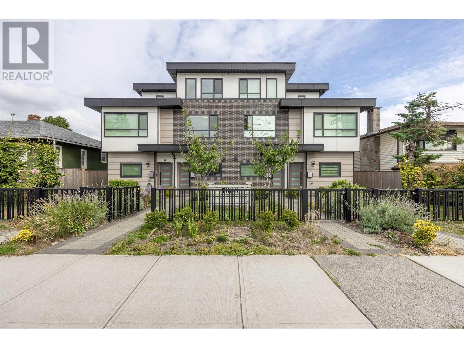102 7088 SPERLING AVENUE, burnaby, British Columbia