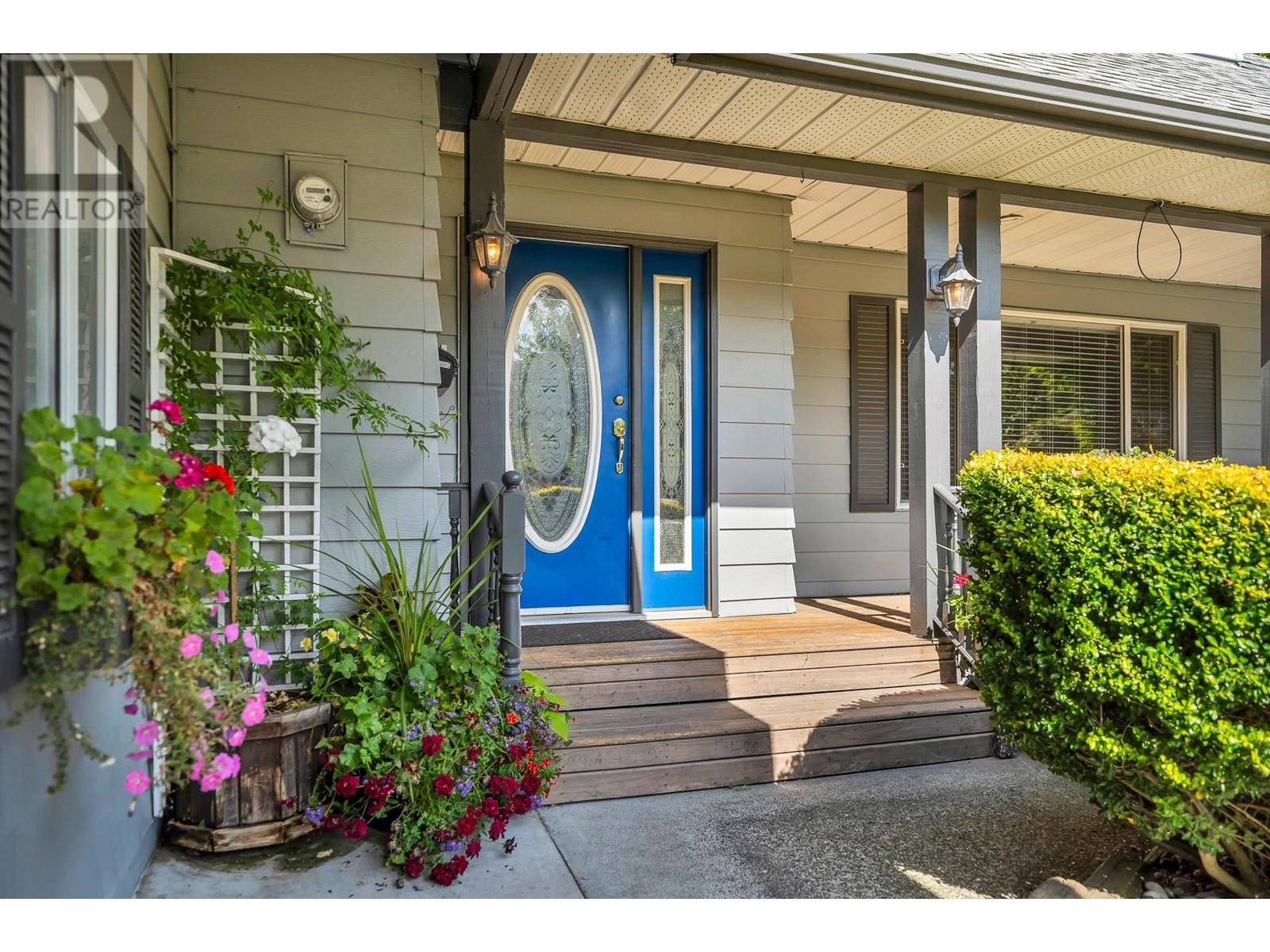 20827 Stoney Avenue, Maple Ridge, British Columbia  V2X 7T2 - Photo 3 - R2815153