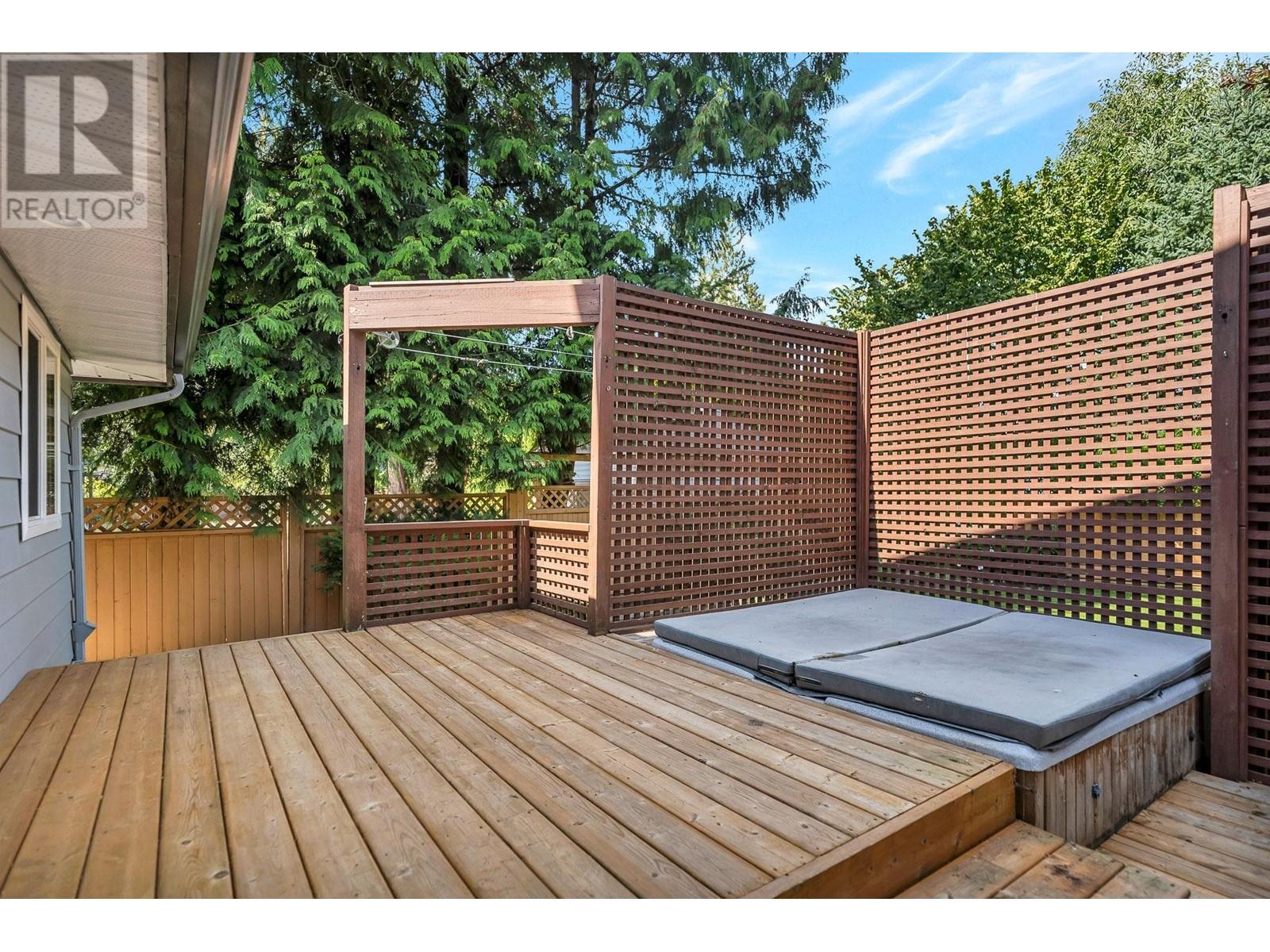 20827 Stoney Avenue, Maple Ridge, British Columbia  V2X 7T2 - Photo 32 - R2815153