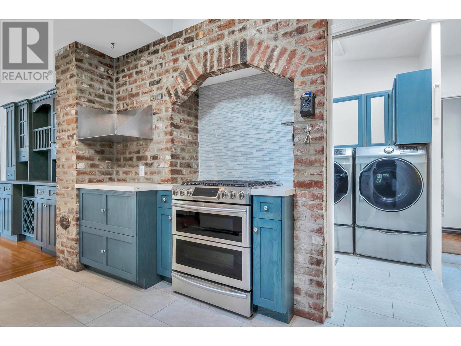 20827 Stoney Avenue, Maple Ridge, British Columbia  V2X 7T2 - Photo 18 - R2815153