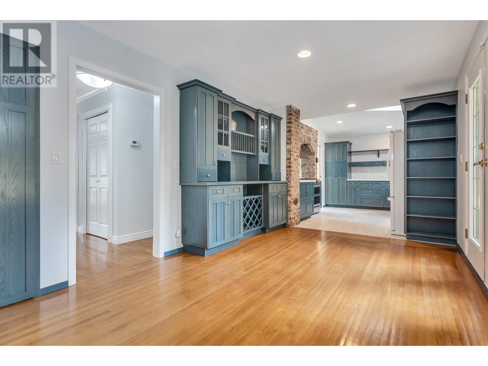 20827 Stoney Avenue, Maple Ridge, British Columbia  V2X 7T2 - Photo 12 - R2815153