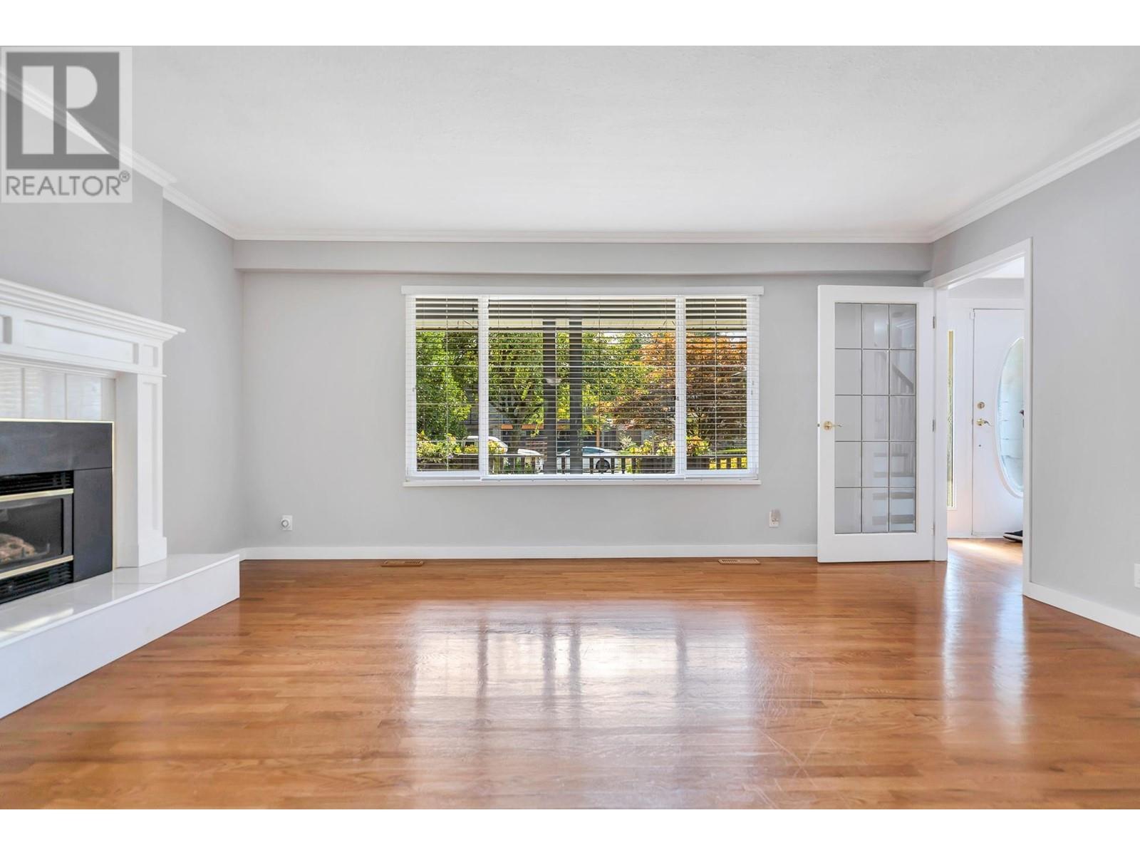 20827 Stoney Avenue, Maple Ridge, British Columbia  V2X 7T2 - Photo 6 - R2815153