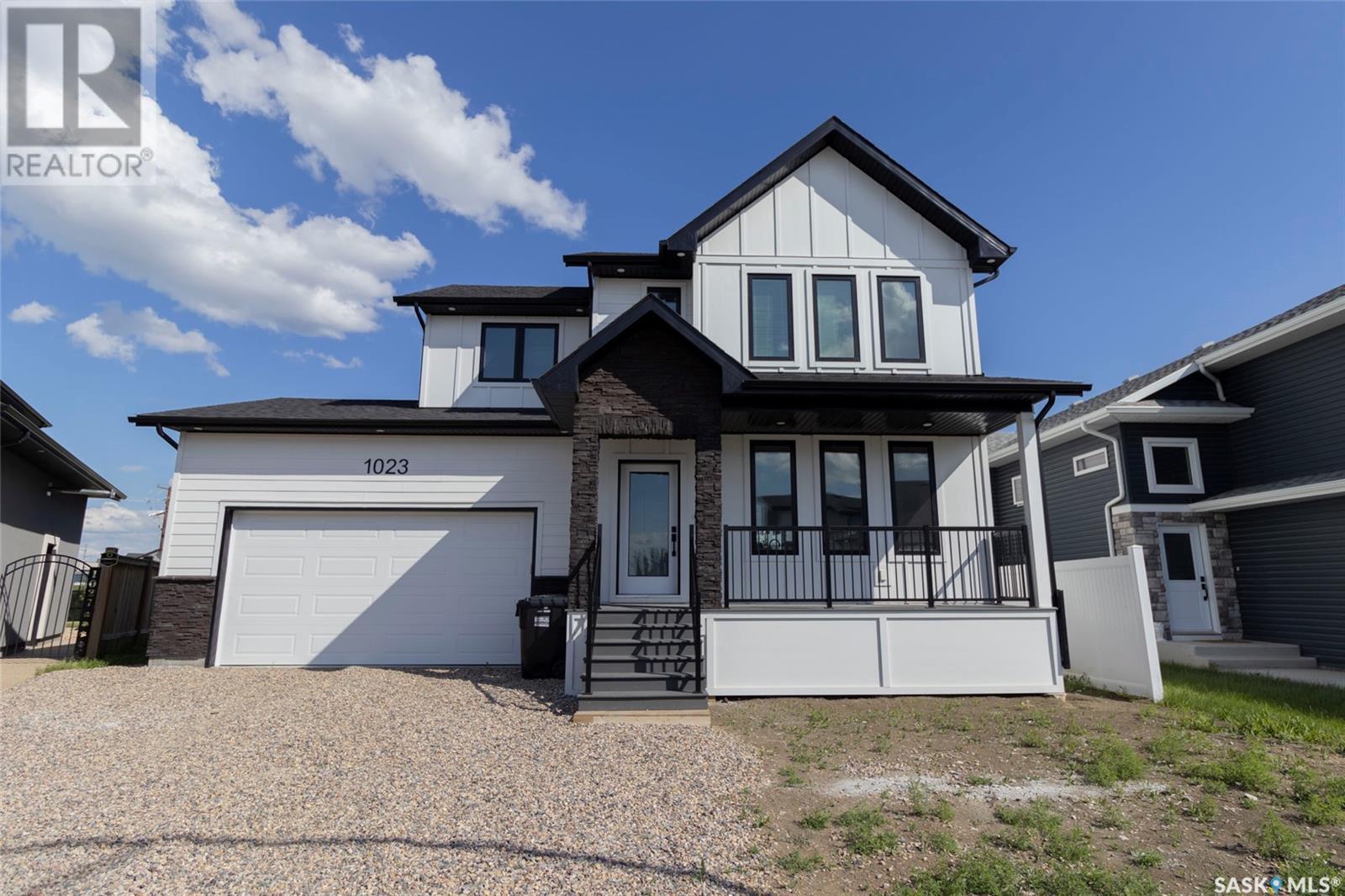 1023 Glacial Shores Common, Saskatoon, Saskatchewan  S7W 0R3 - Photo 1 - SK945359