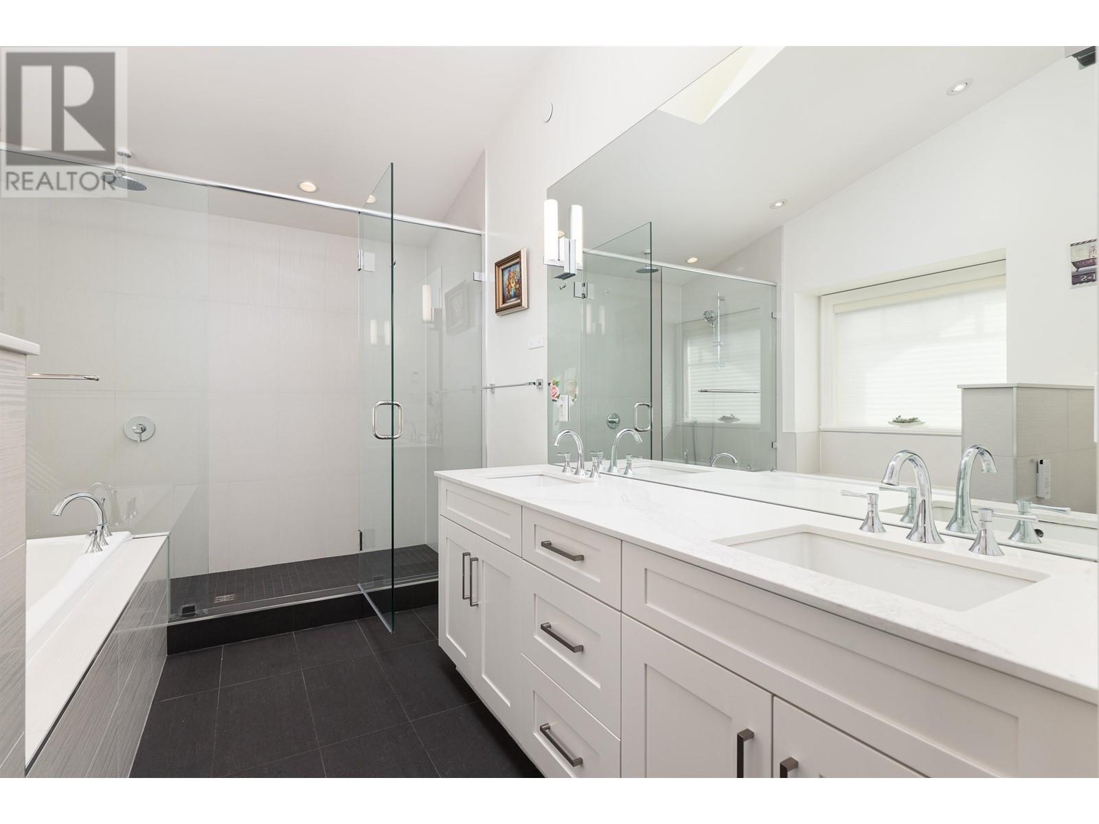 7289 Adera Street, Vancouver, British Columbia  V6P 5C5 - Photo 17 - R2811860