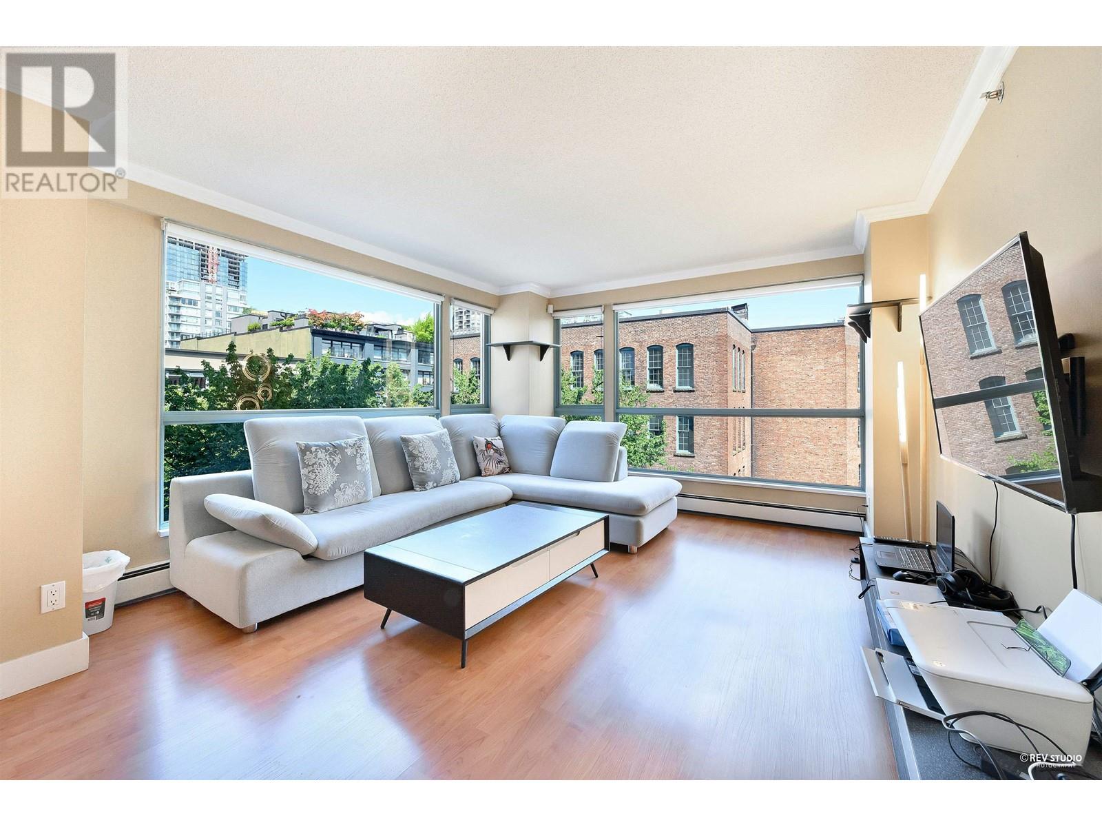 Listing Picture 5 of 18 : 602 283 DAVIE STREET, Vancouver / 溫哥華 - 魯藝地產 Yvonne Lu Group - MLS Medallion Club Member