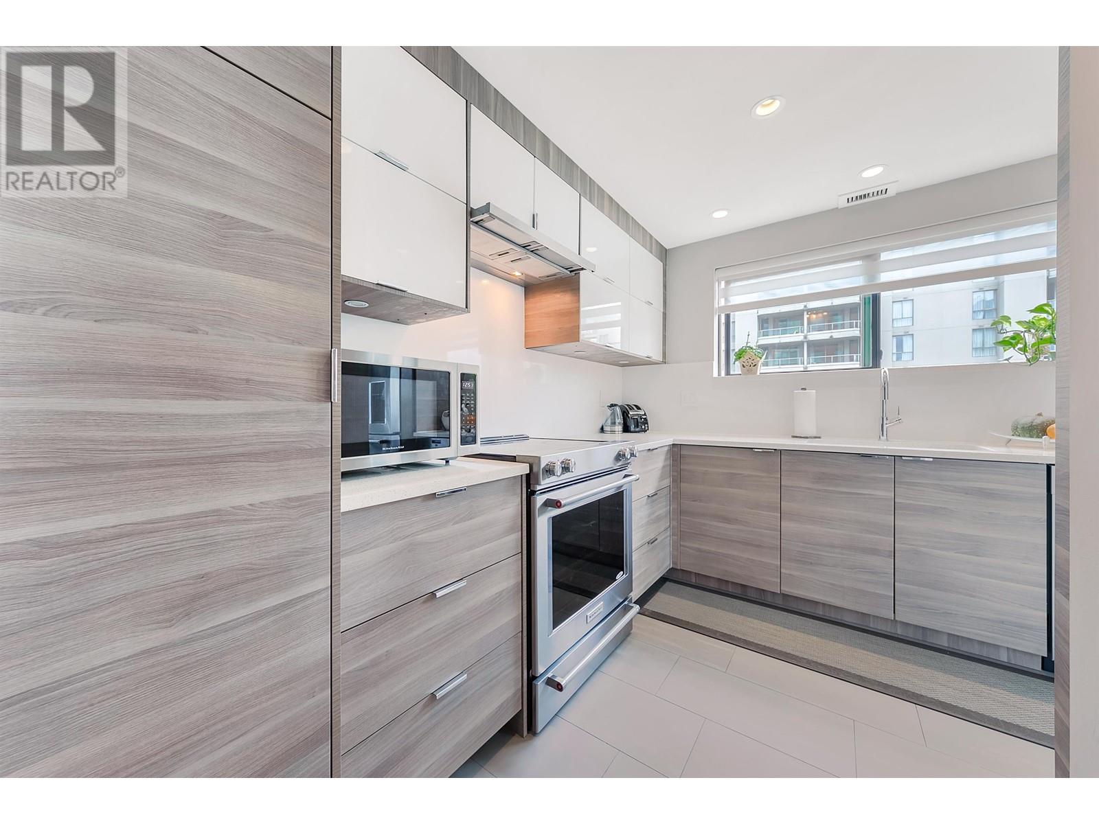 1403 909 Burrard Street, Vancouver, British Columbia  V6Z 2N2 - Photo 4 - R2815611