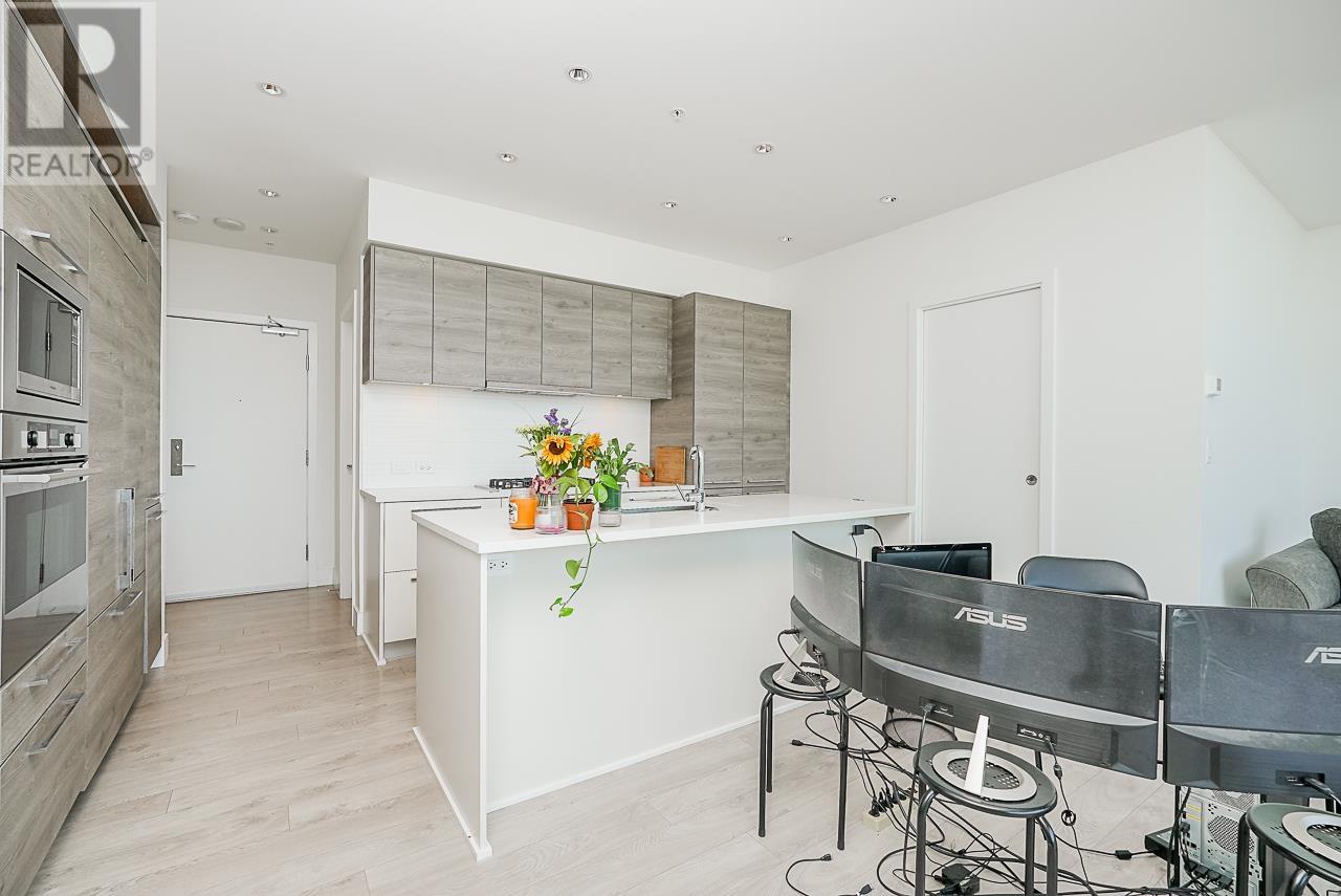 3202 7388 Kingsway, Burnaby, British Columbia  V3N 0G9 - Photo 10 - R2815627