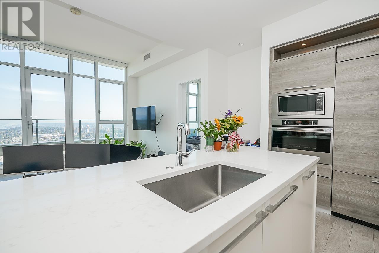 3202 7388 Kingsway, Burnaby, British Columbia  V3N 0G9 - Photo 4 - R2815627