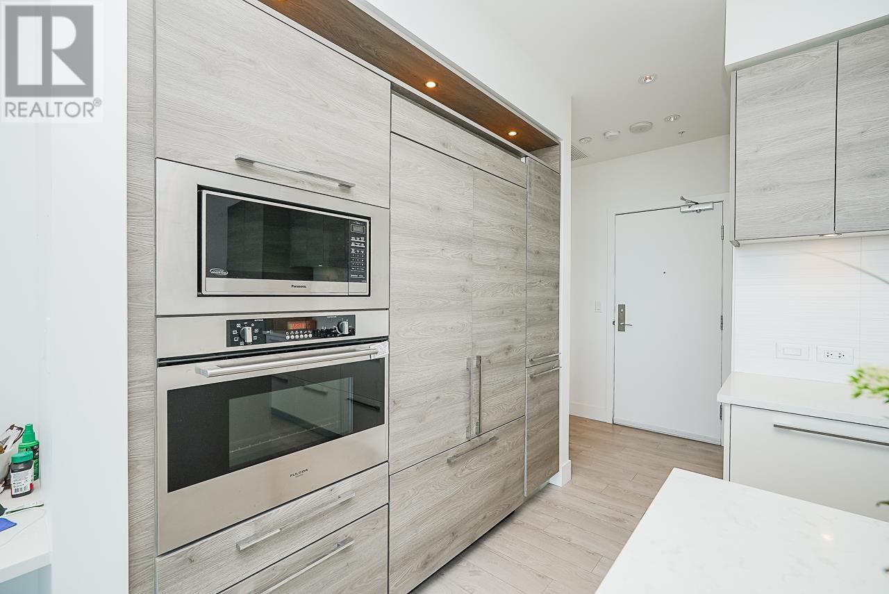 3202 7388 Kingsway, Burnaby, British Columbia  V3N 0G9 - Photo 7 - R2815627