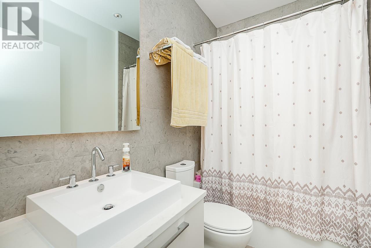 3202 7388 Kingsway, Burnaby, British Columbia  V3N 0G9 - Photo 8 - R2815627