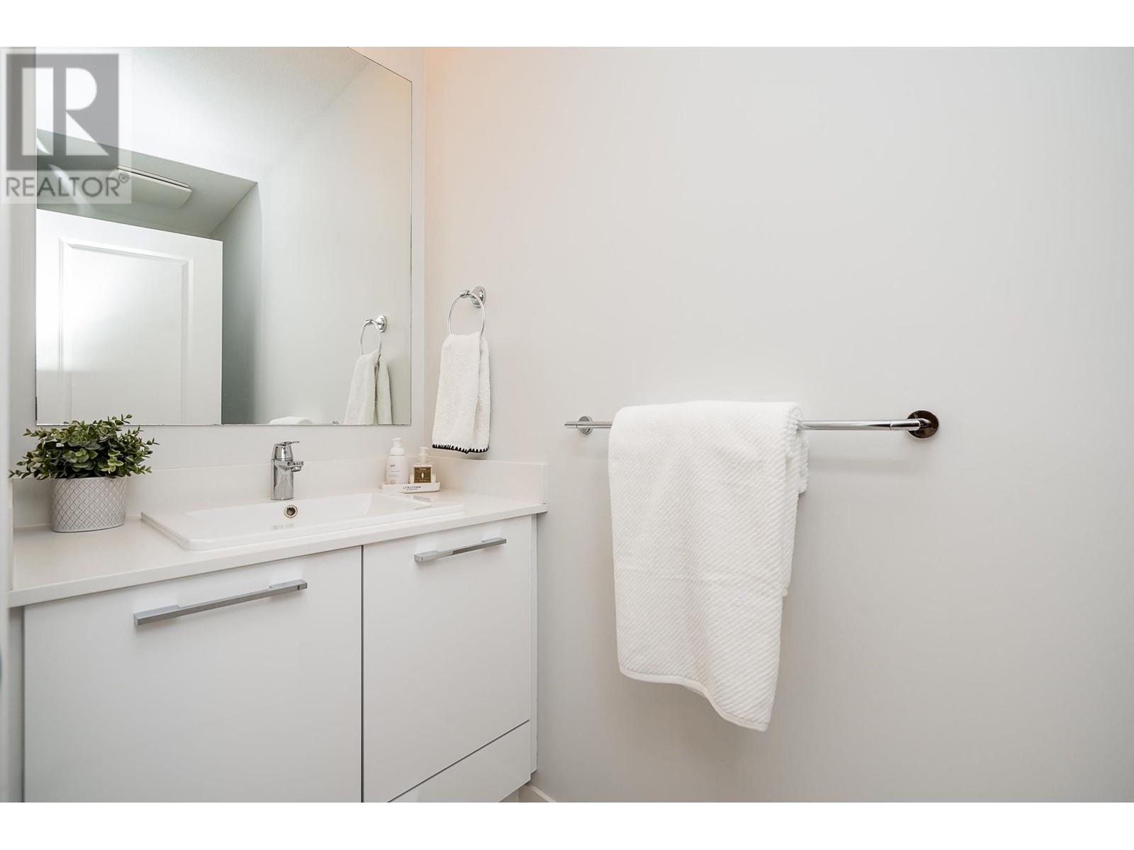 45 3500 Burke Village Promenade, Coquitlam, British Columbia  V3E 0N2 - Photo 11 - R2815651