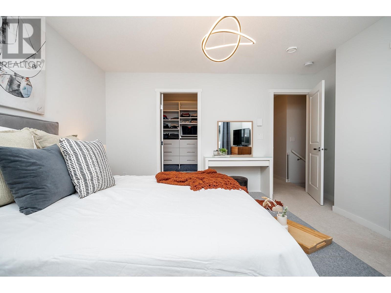 45 3500 Burke Village Promenade, Coquitlam, British Columbia  V3E 0N2 - Photo 13 - R2815651
