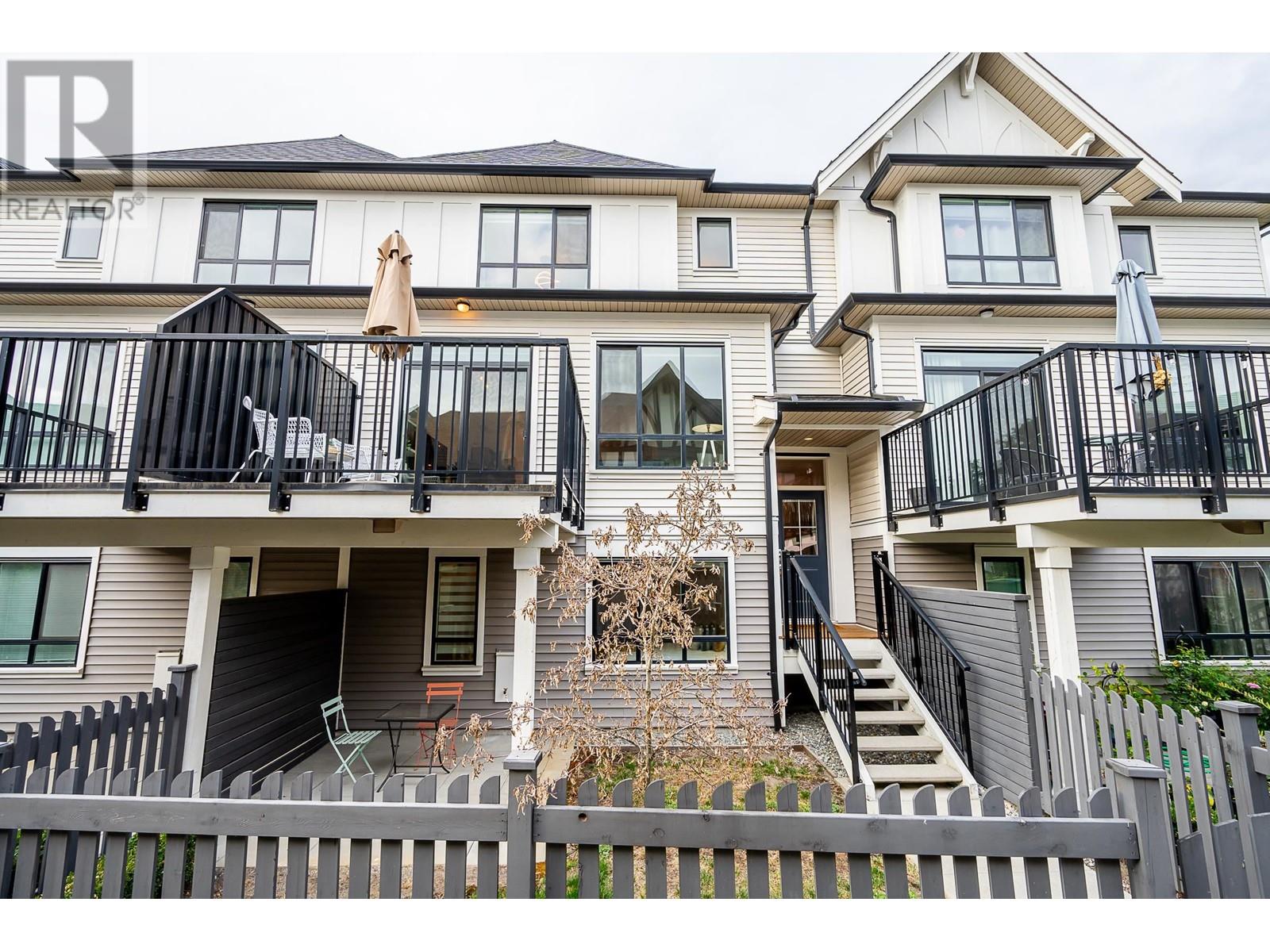 45 3500 Burke Village Promenade, Coquitlam, British Columbia  V3E 0N2 - Photo 32 - R2815651