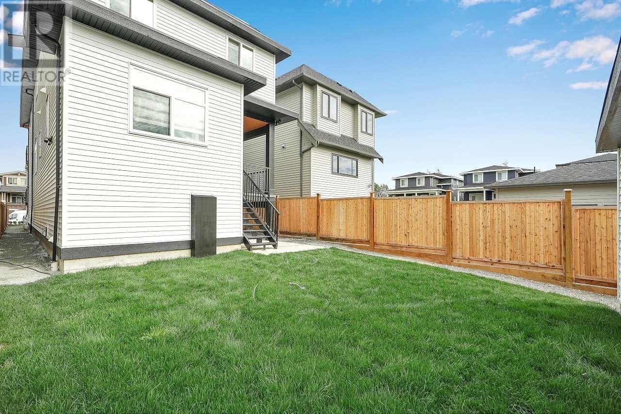 208 Phillips Street, New Westminster, British Columbia  V3M 5P1 - Photo 36 - R2814518