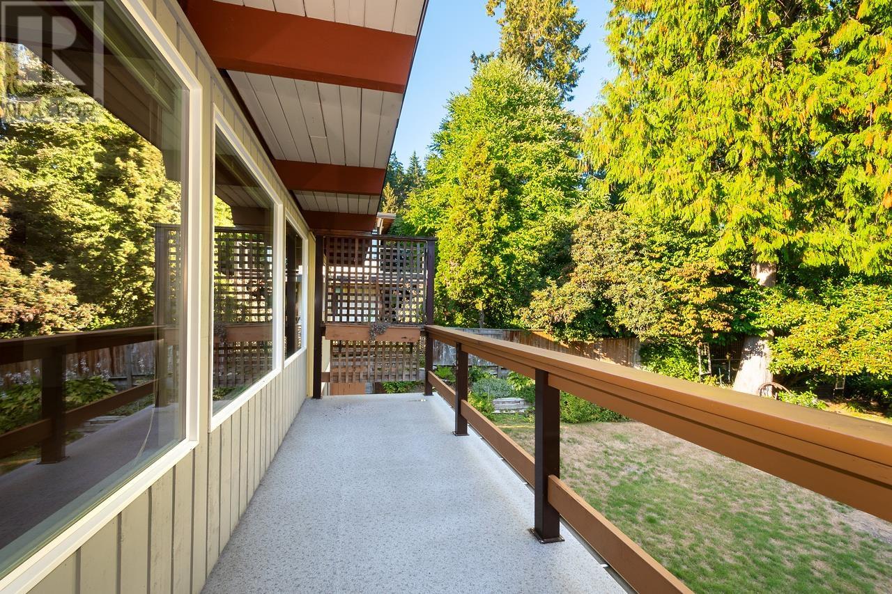3190 Royal Avenue, North Vancouver, British Columbia  V7K 1Y8 - Photo 13 - R2814340