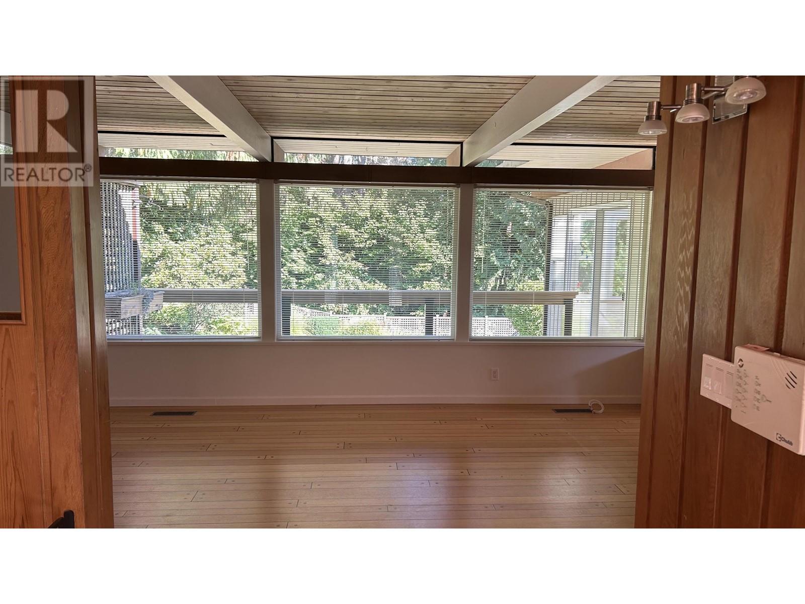3190 Royal Avenue, North Vancouver, British Columbia  V7K 1Y8 - Photo 6 - R2814340