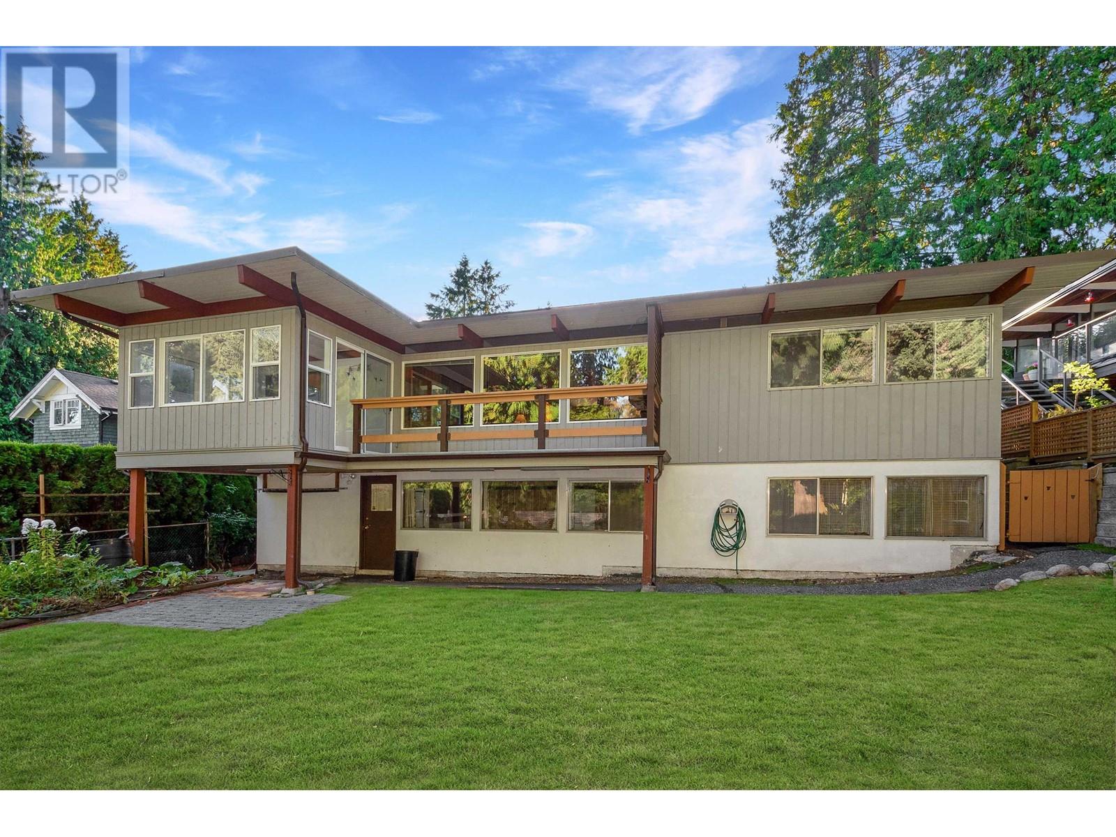 3190 Royal Avenue, North Vancouver, British Columbia  V7K 1Y8 - Photo 31 - R2814340